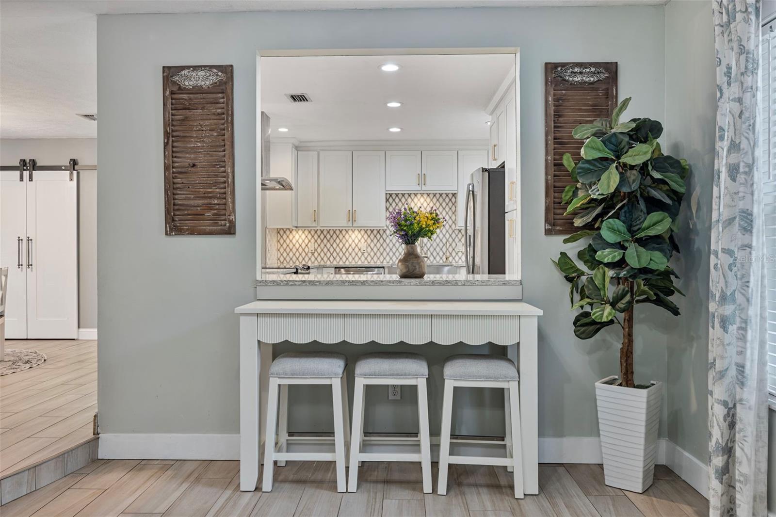 Image 29 of 72 For 7811 Pineview Drive