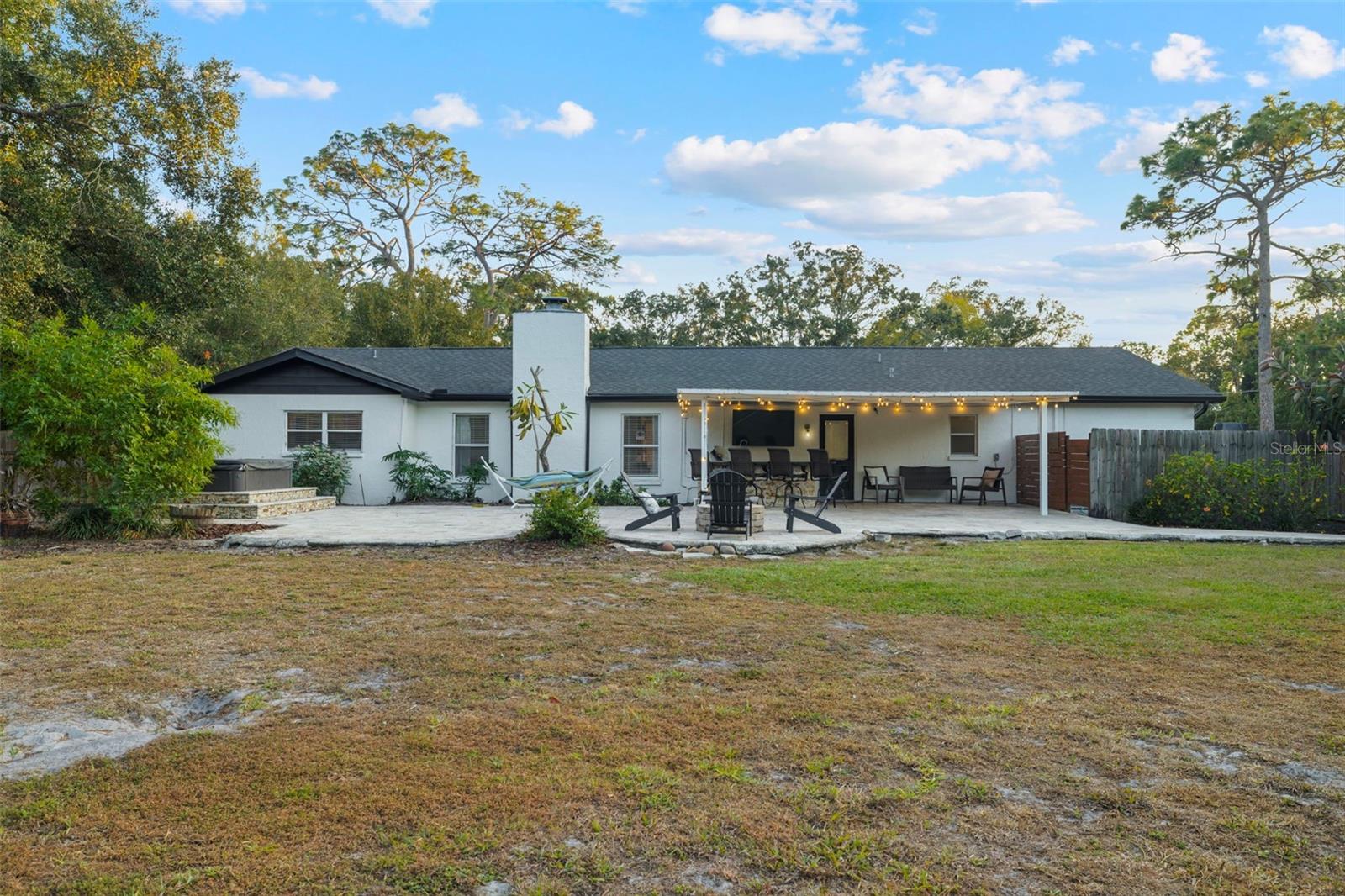 Image 44 of 72 For 7811 Pineview Drive