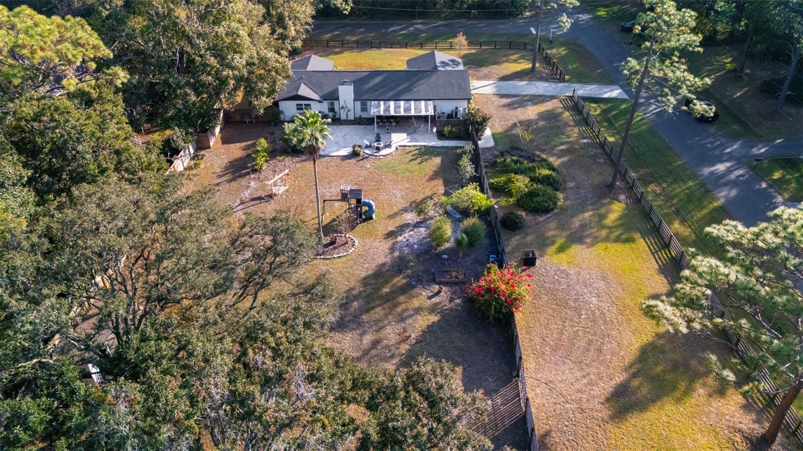 Image 61 of 72 For 7811 Pineview Drive