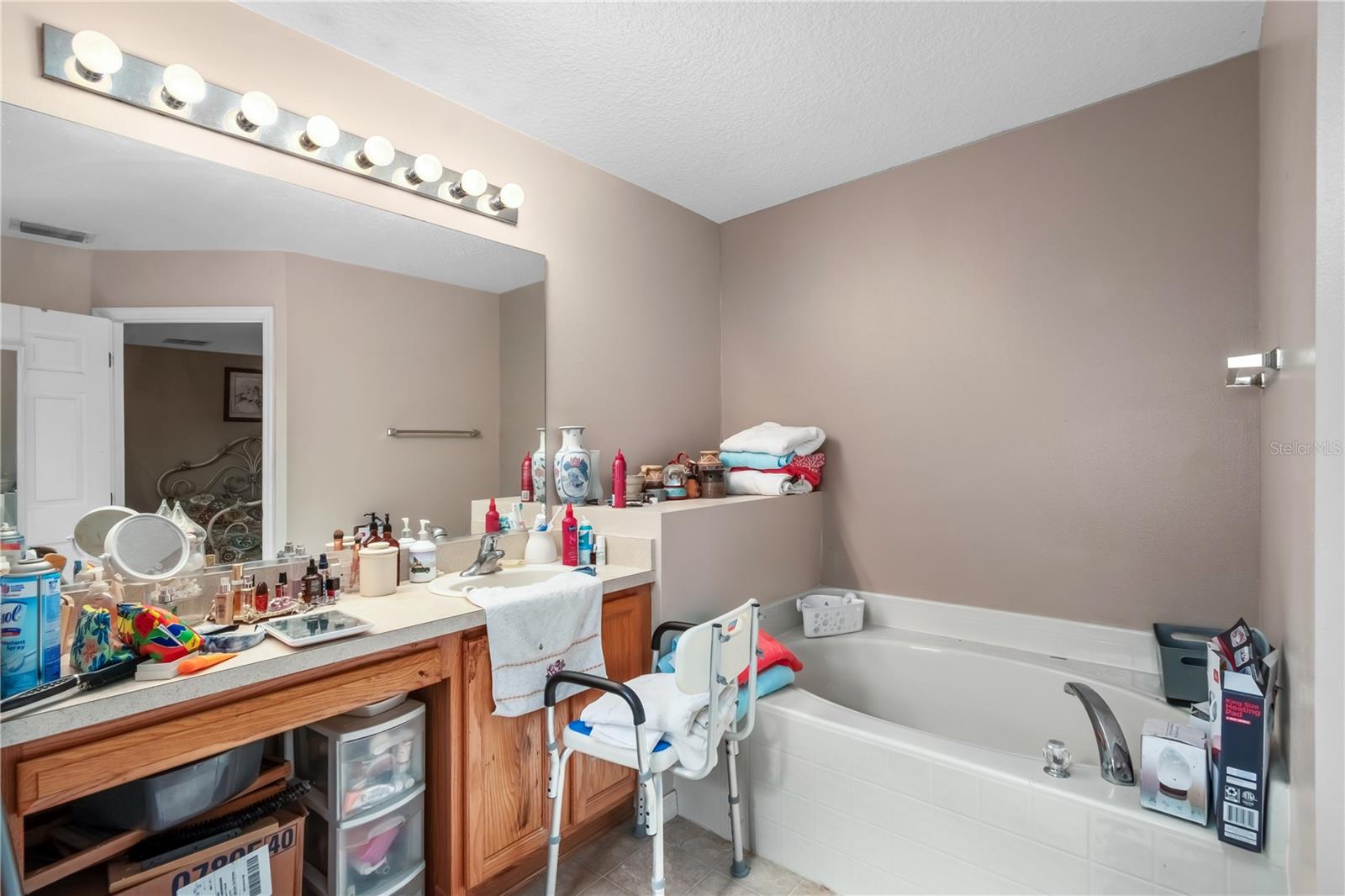 Image 18 of 46 For 49 Hemlock Trace