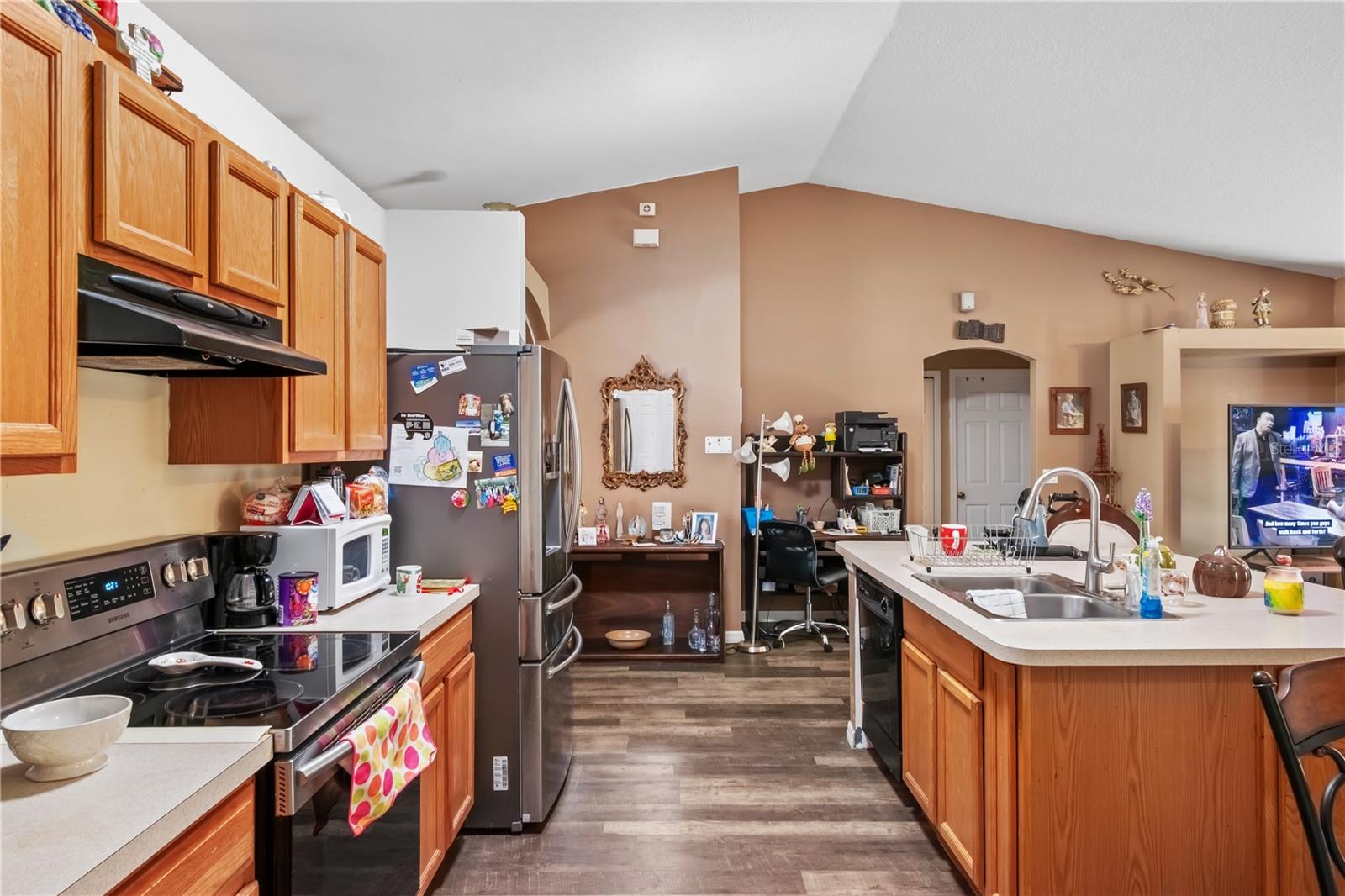 Image 22 of 46 For 49 Hemlock Trace