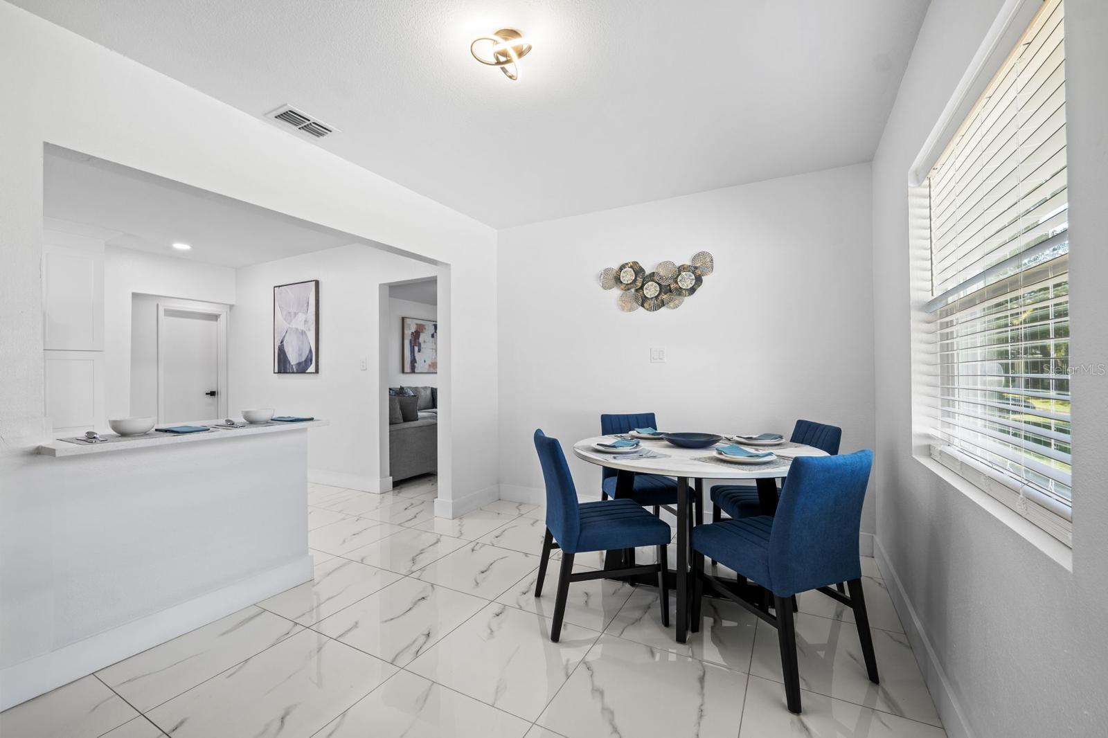 Image 12 of 31 For 3011 Douglas