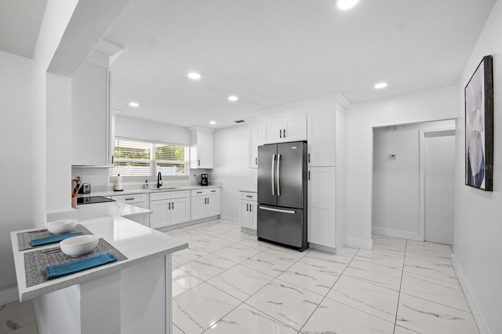 Image 8 of 31 For 3011 Douglas