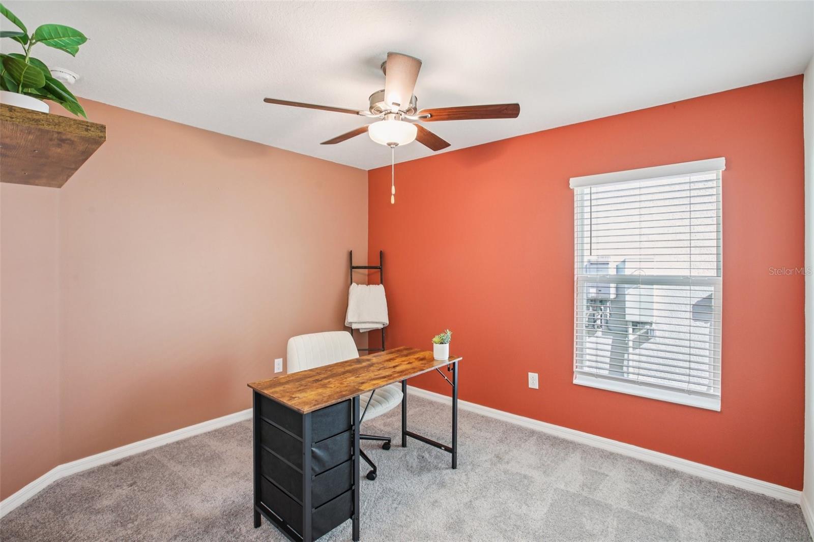 Image 25 of 44 For 22162 Nebula Way