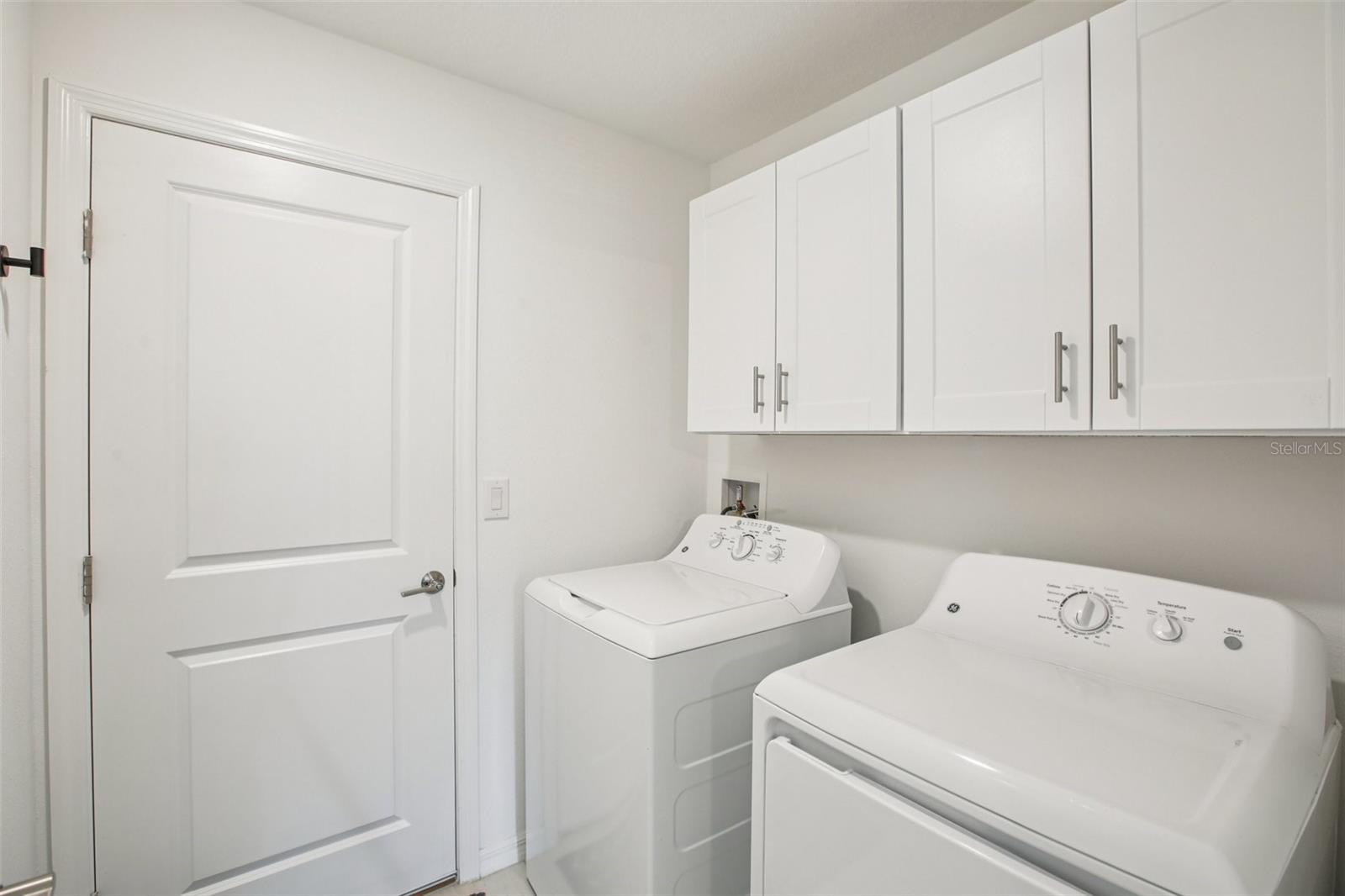 Image 31 of 44 For 22162 Nebula Way