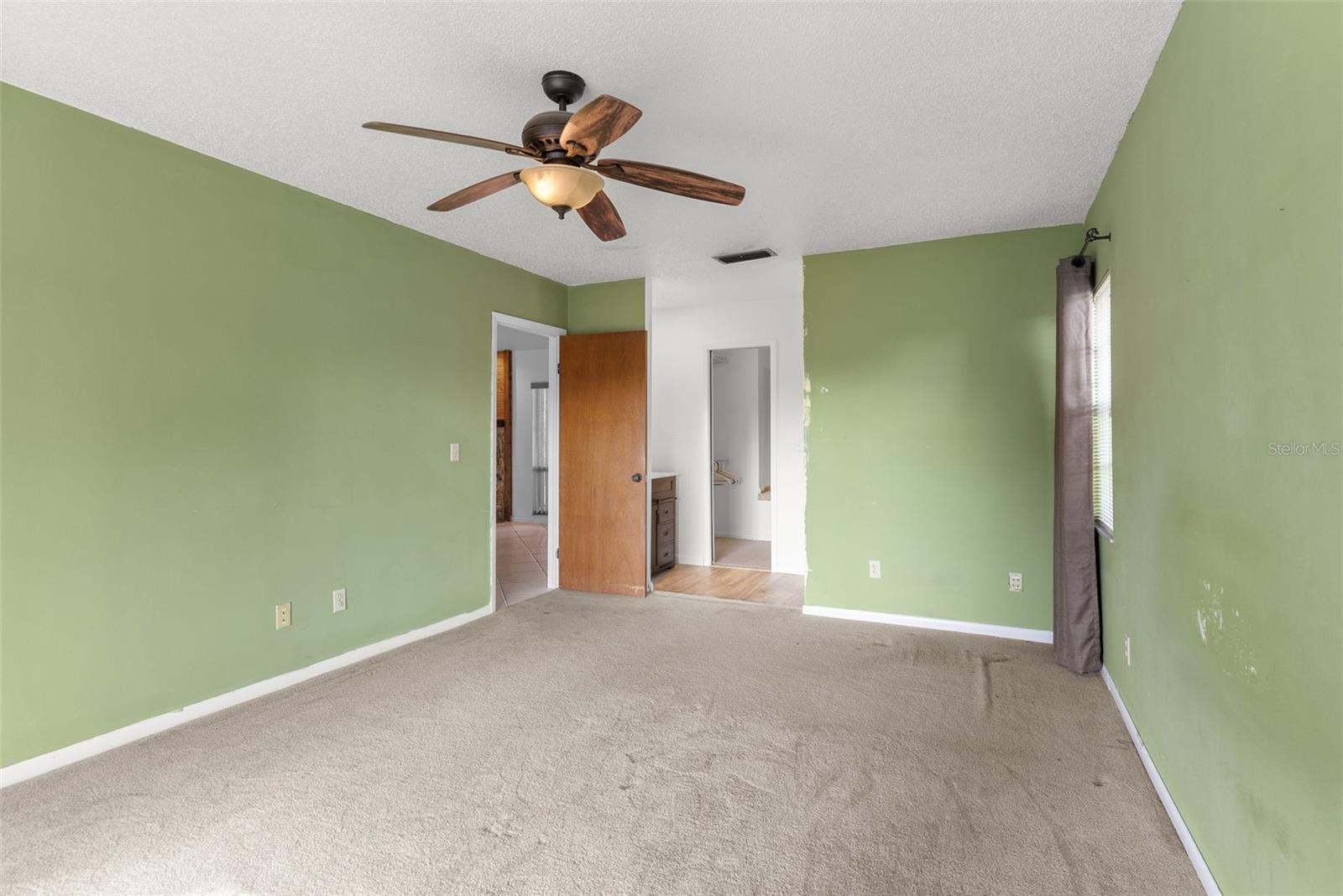 Image 19 of 38 For 5506 Bluejay Lane