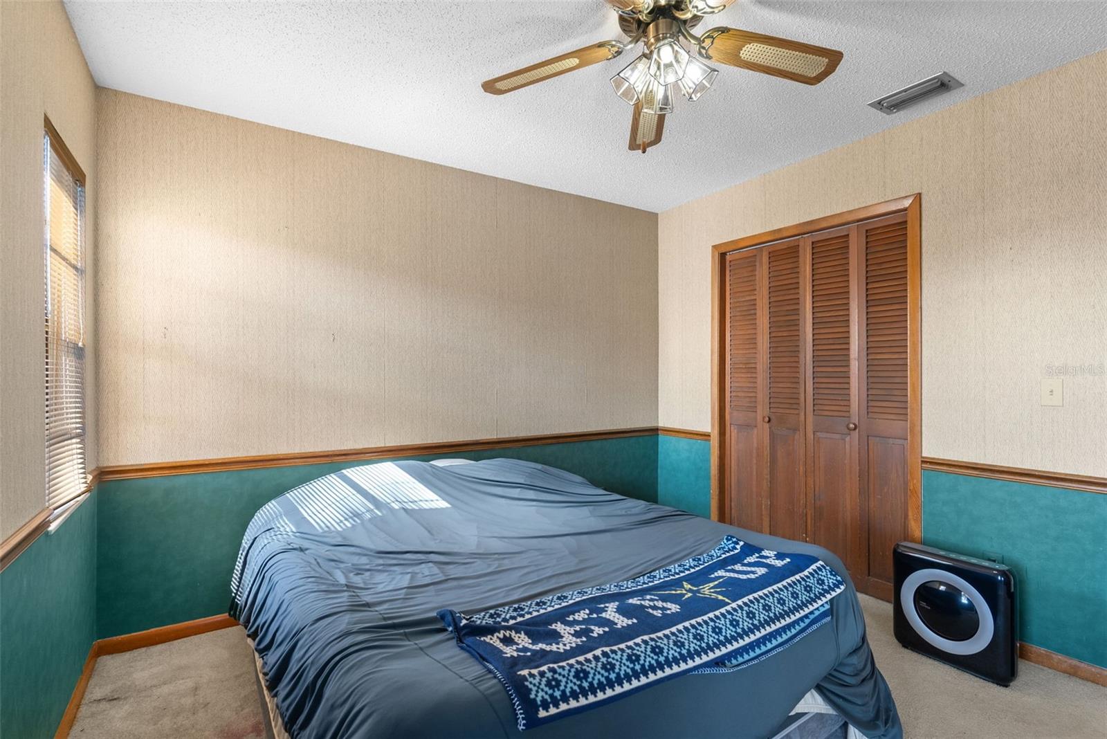 Image 29 of 38 For 5506 Bluejay Lane