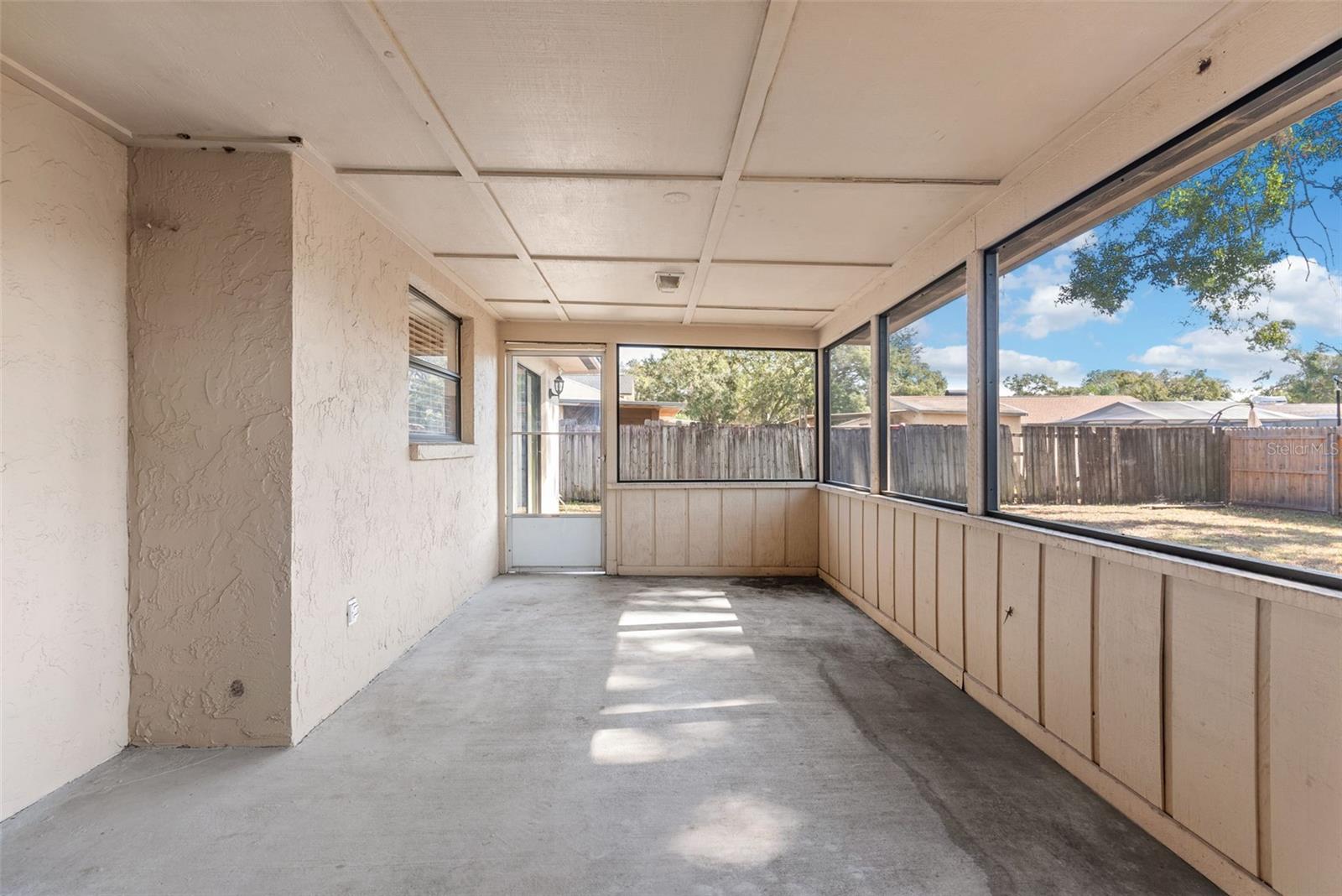 Image 31 of 38 For 5506 Bluejay Lane