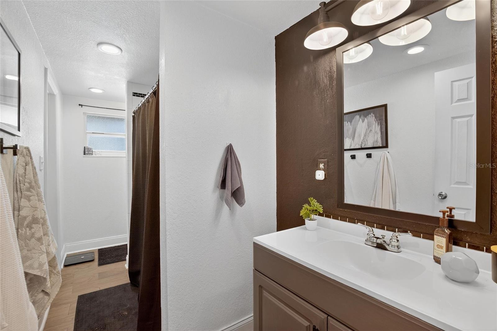 Image 20 of 67 For 4255 Sabal Palm Drive