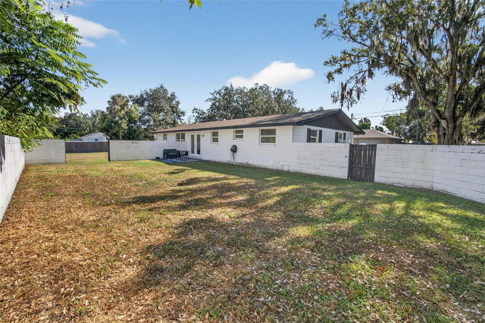 Image 33 of 67 For 4255 Sabal Palm Drive