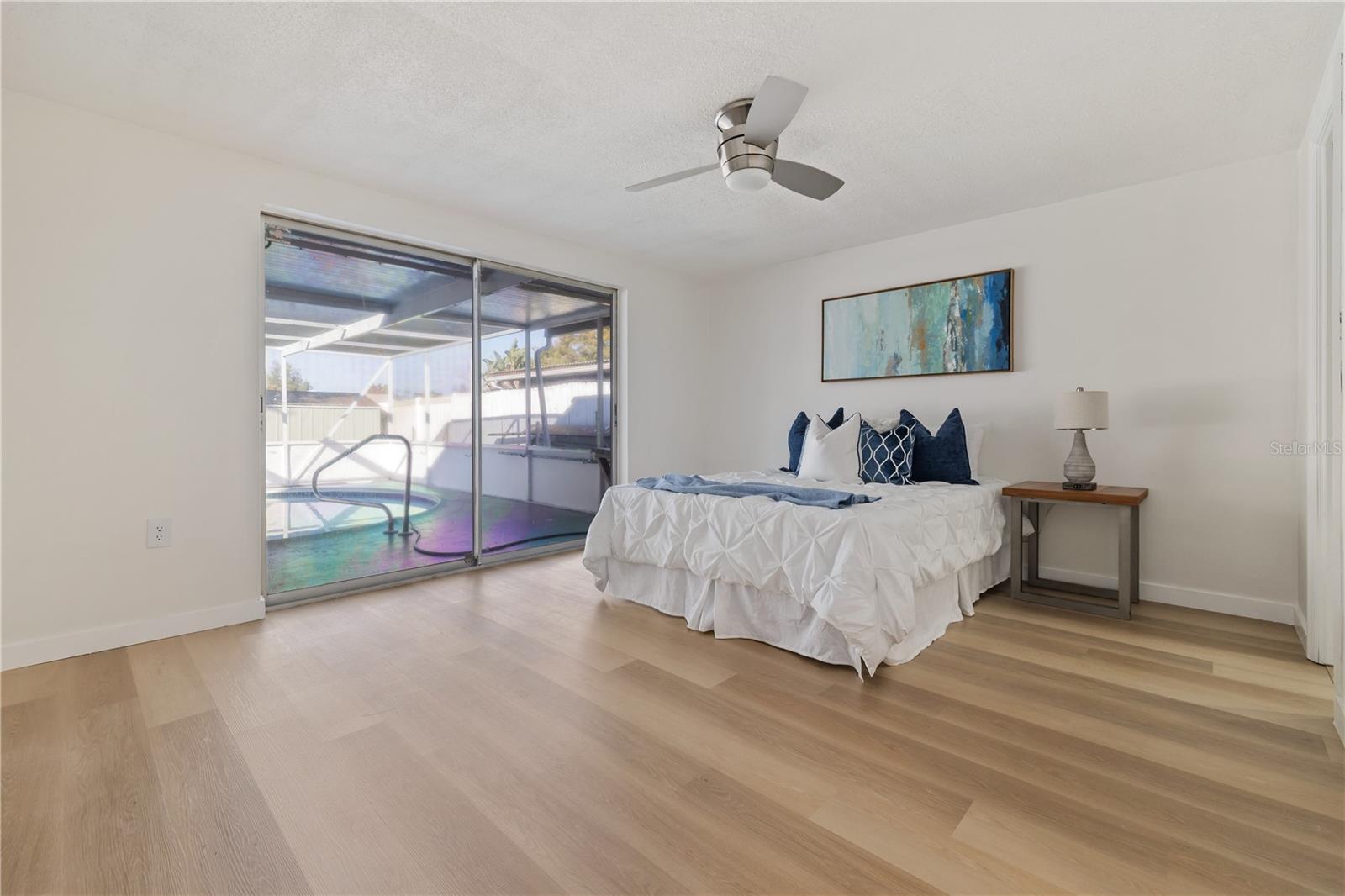 Listing photo id 13 for 7327 Heath Drive