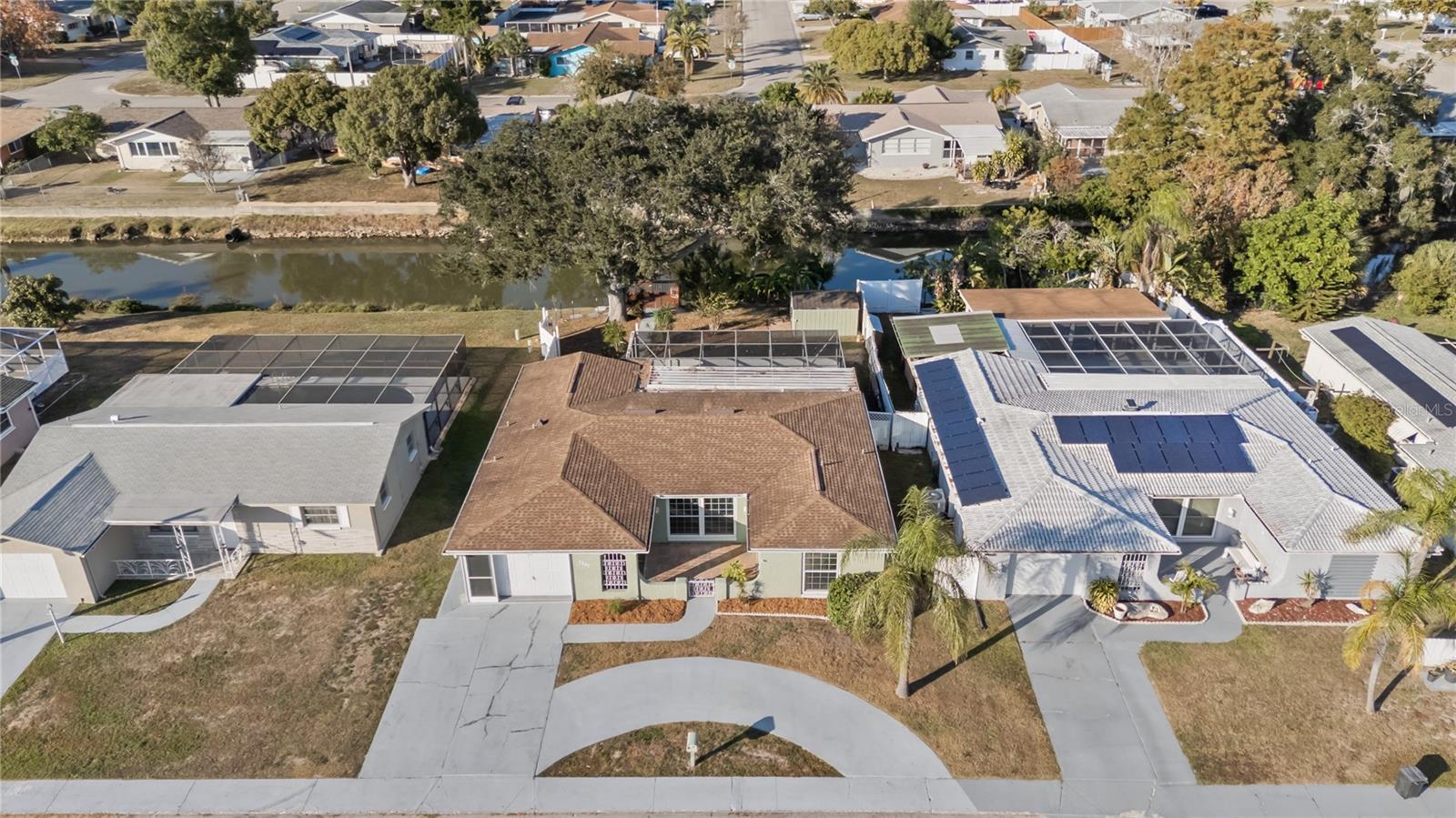 Listing photo id 34 for 7327 Heath Drive