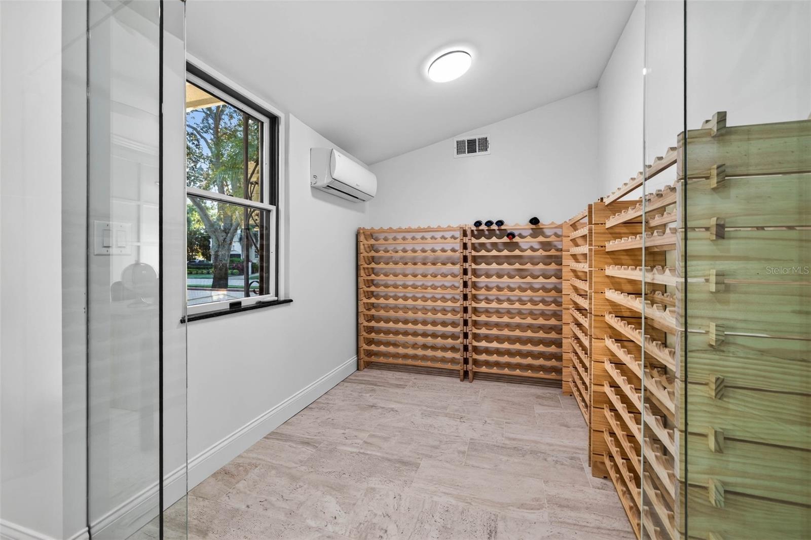 Image 45 of 75 For 1222 Brightwaters Boulevard Ne