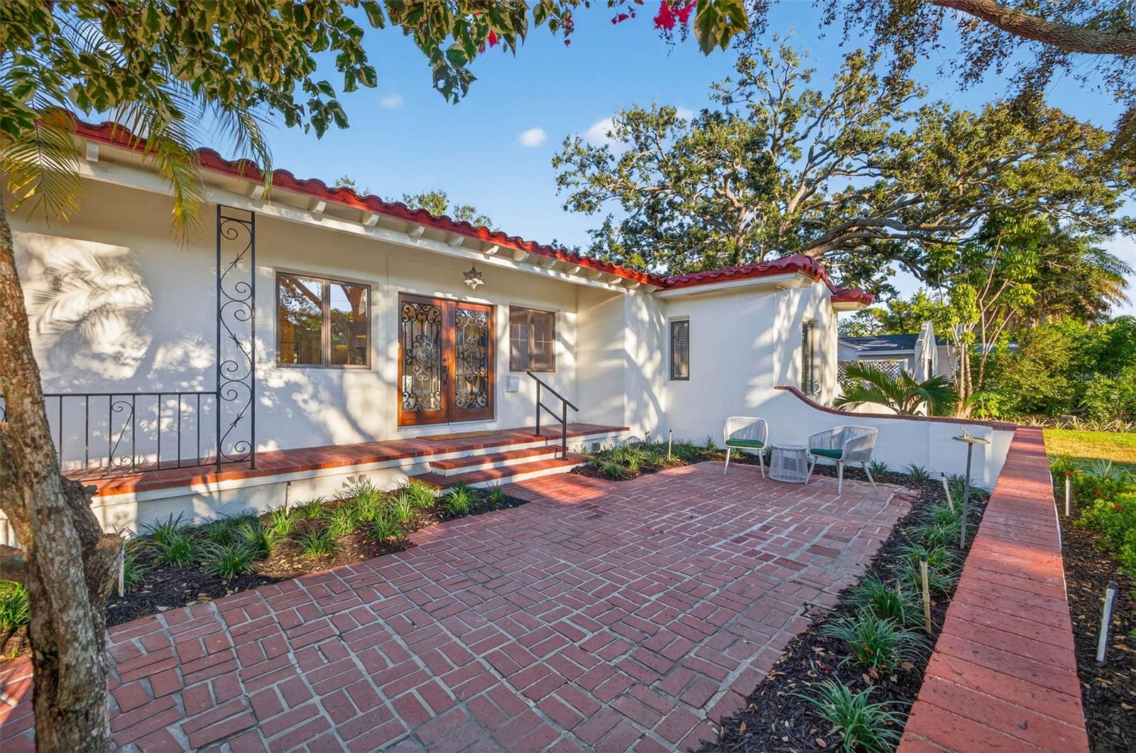 Image 5 of 75 For 1222 Brightwaters Boulevard Ne