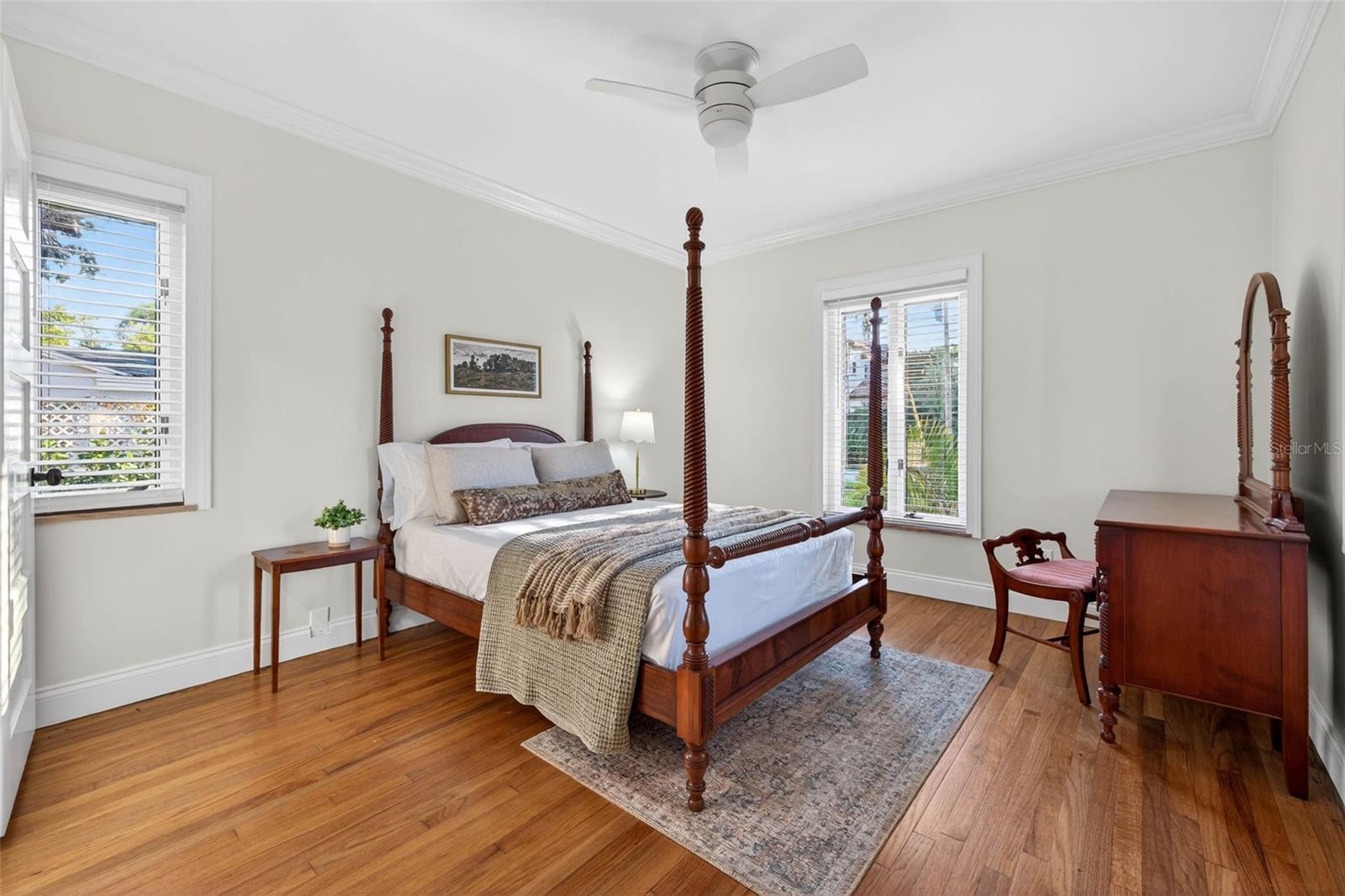 Image 57 of 75 For 1222 Brightwaters Boulevard Ne