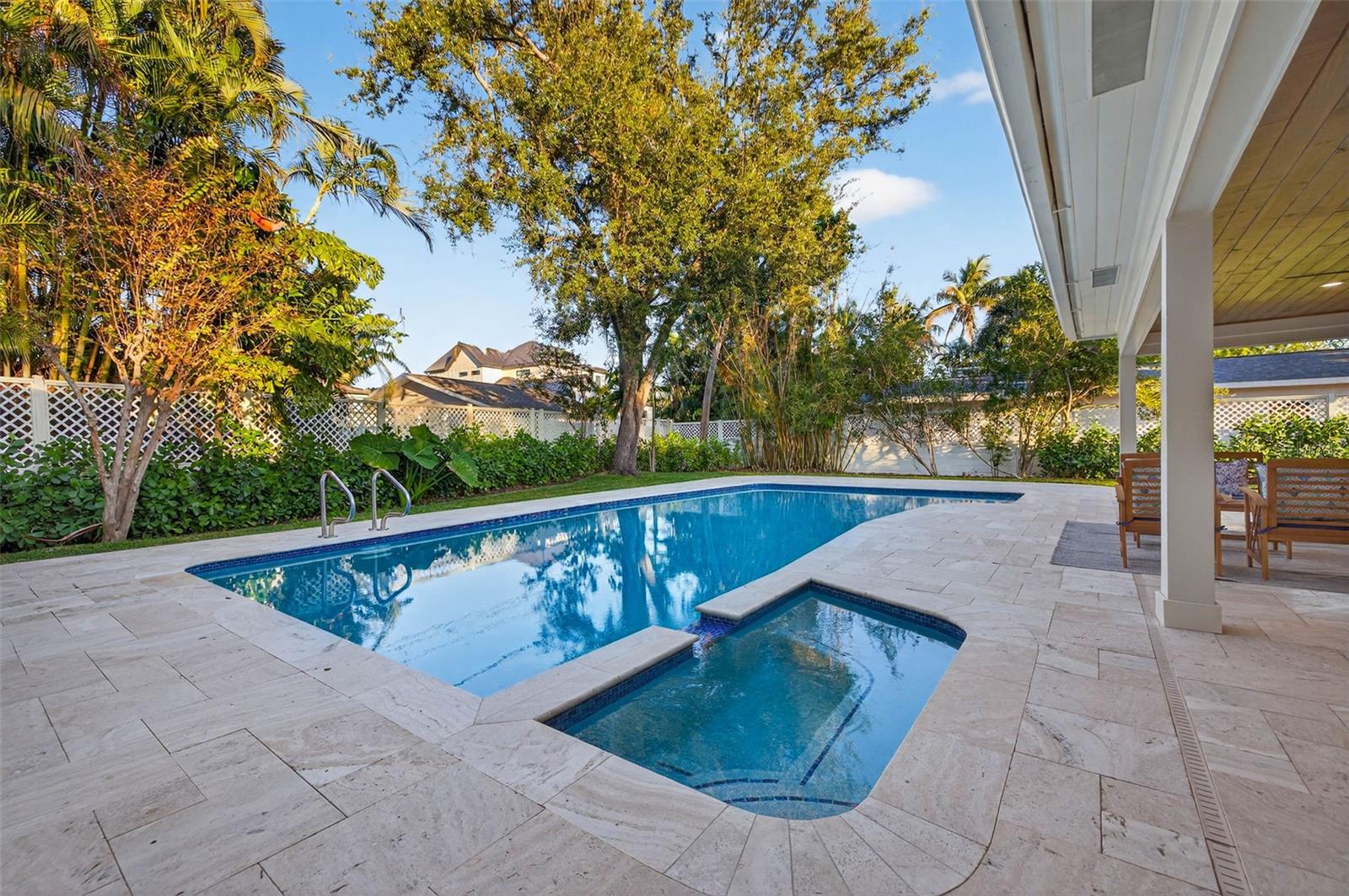 Image 62 of 75 For 1222 Brightwaters Boulevard Ne