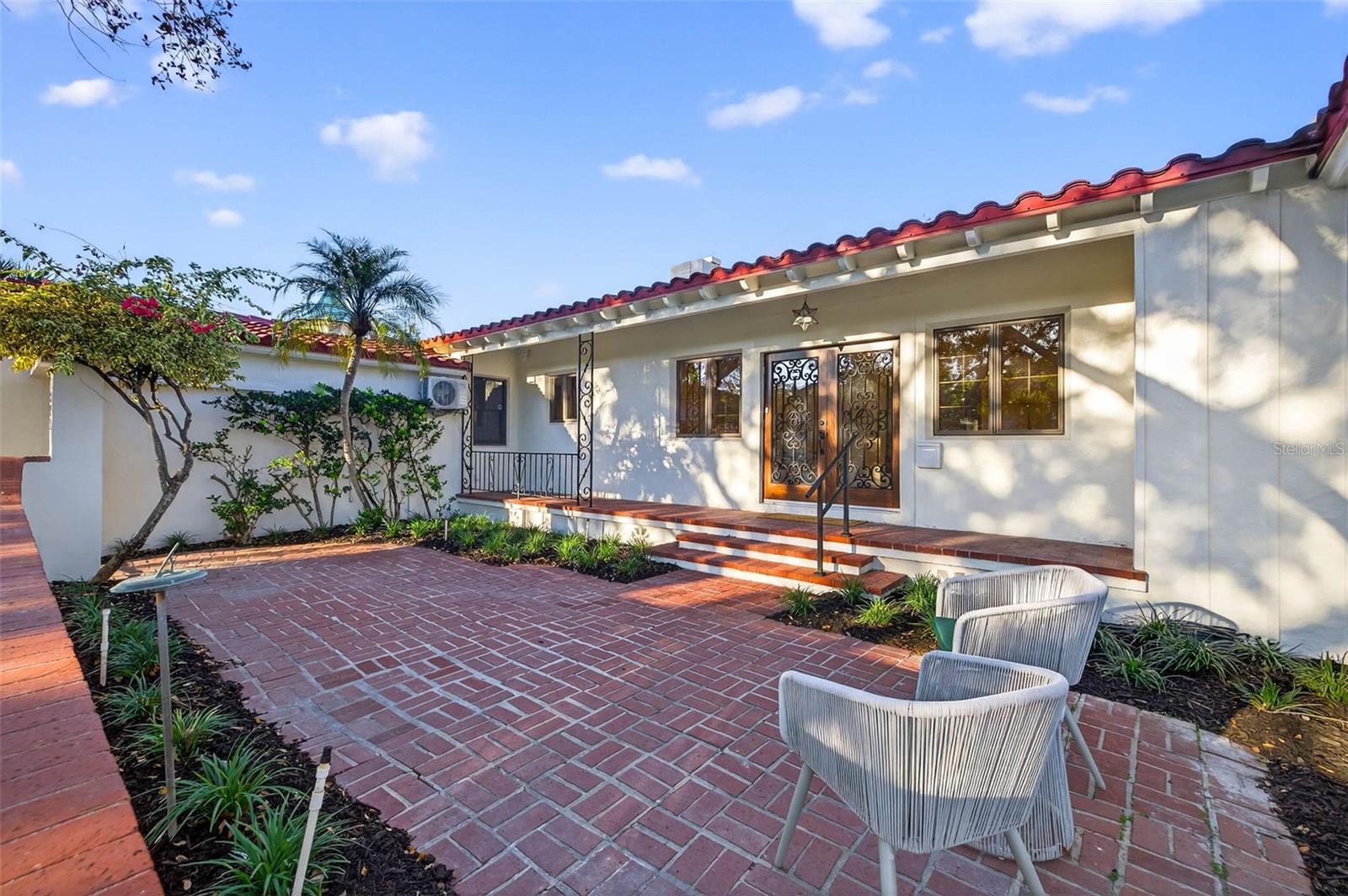 Image 69 of 75 For 1222 Brightwaters Boulevard Ne