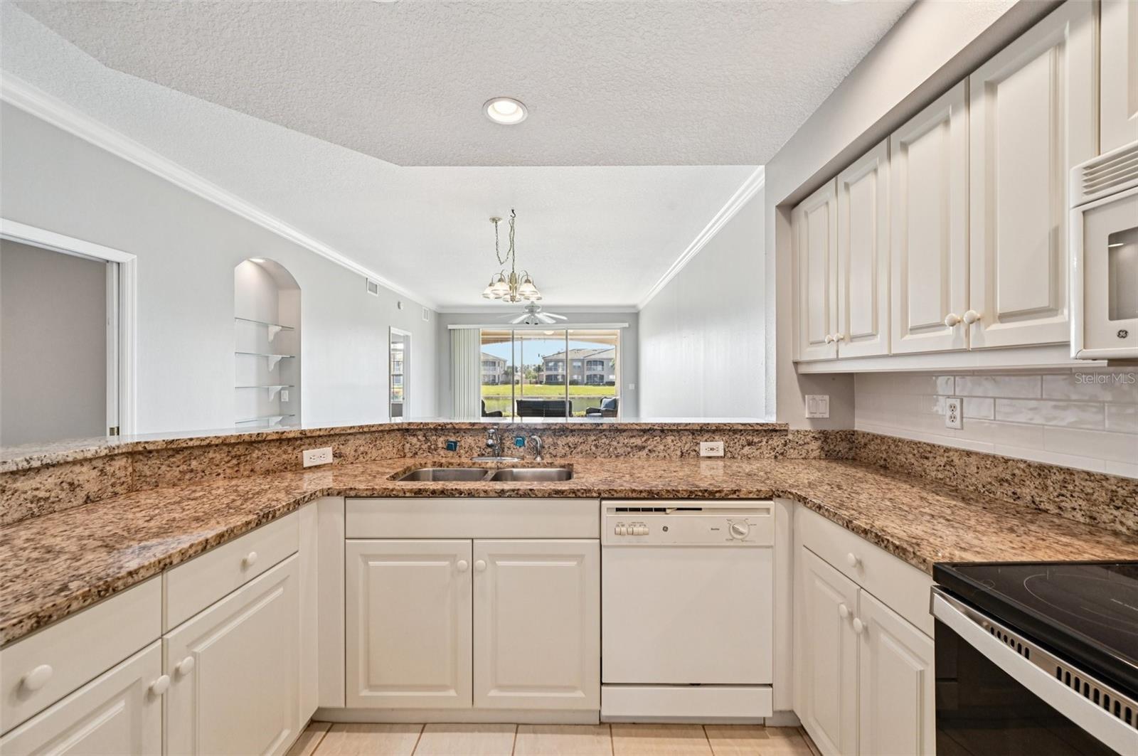 Image 18 of 63 For 6506 7th Avenue Circle W