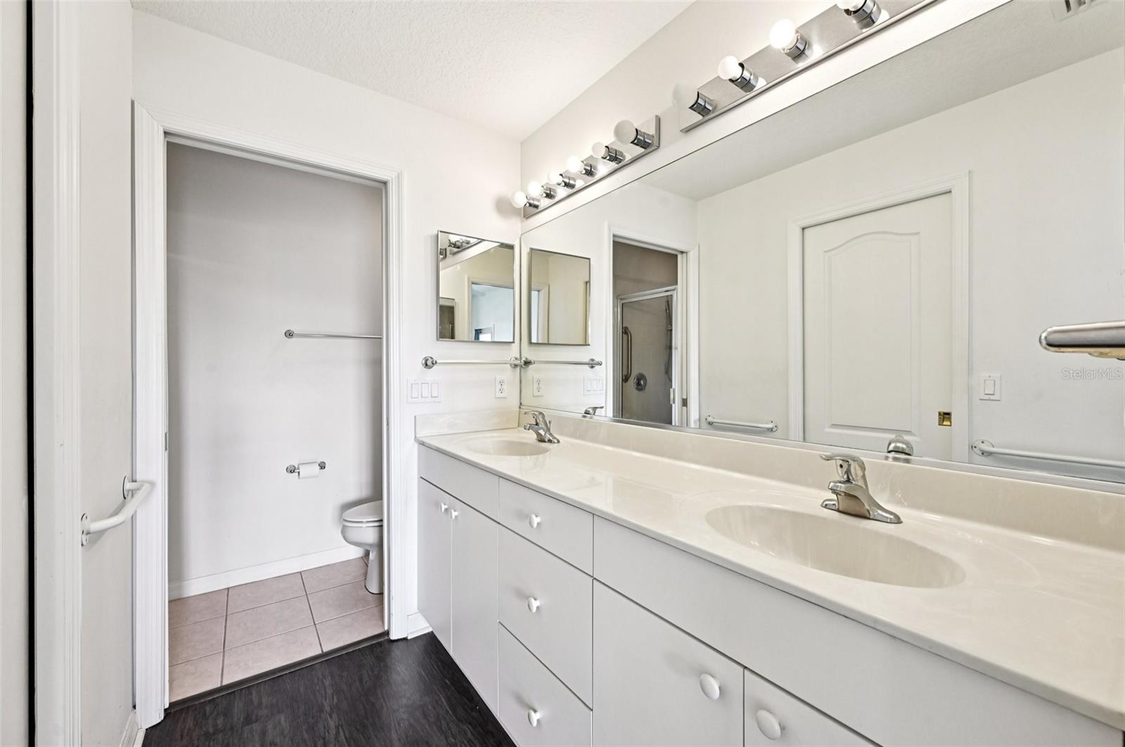 Image 22 of 63 For 6506 7th Avenue Circle W