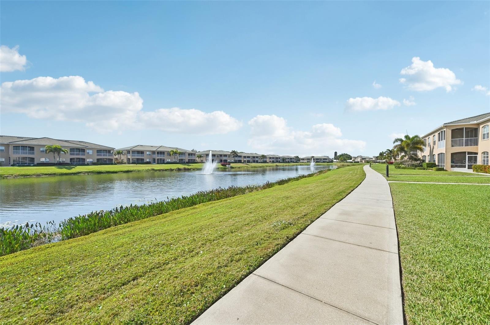 Image 42 of 63 For 6506 7th Avenue Circle W