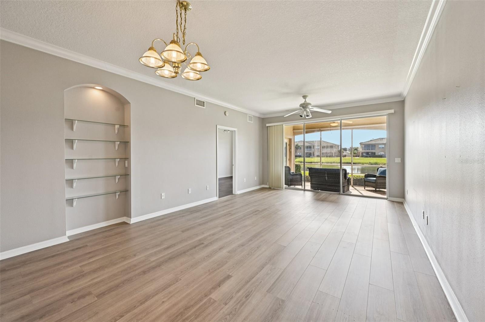 Image 6 of 63 For 6506 7th Avenue Circle W