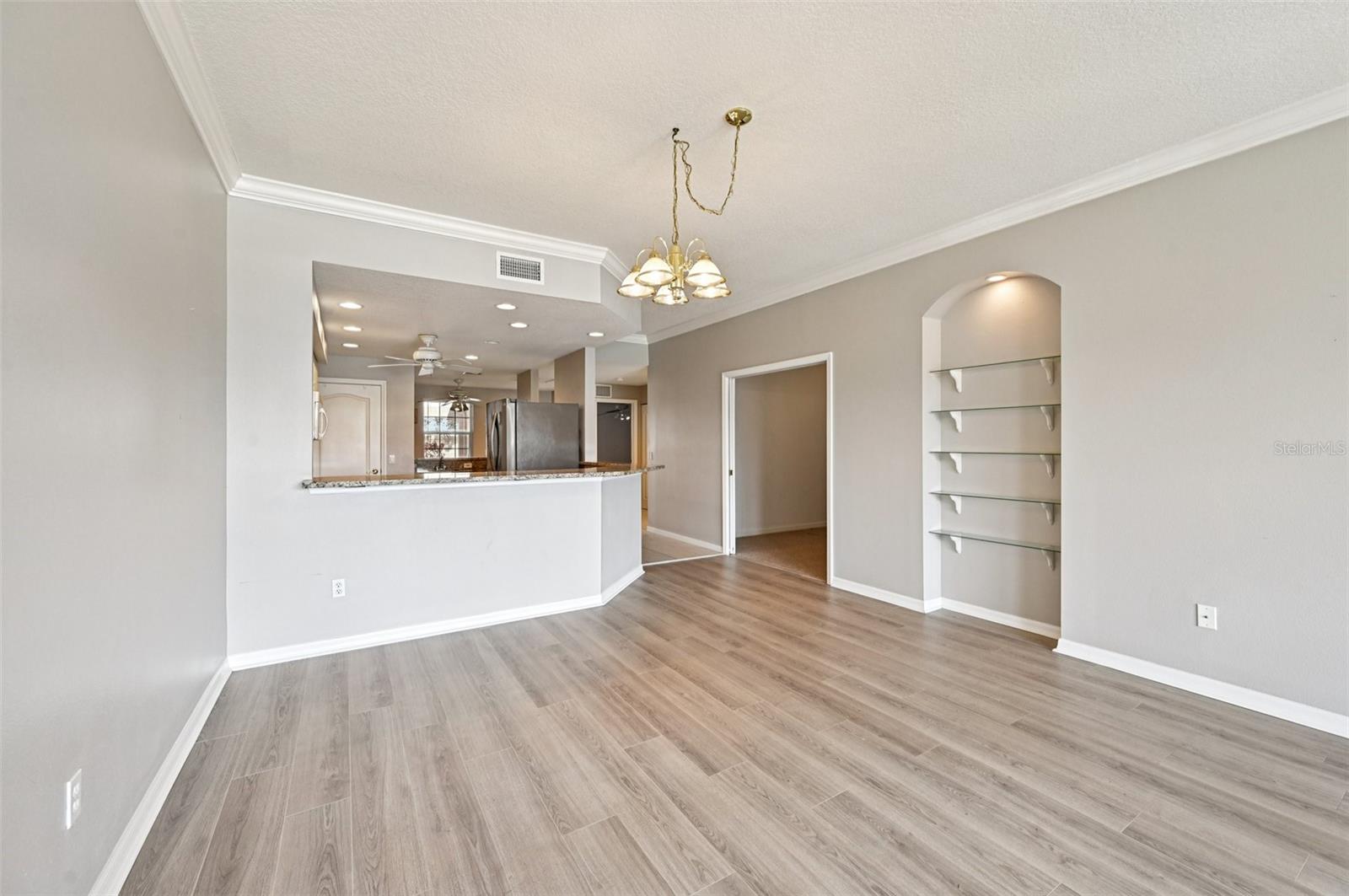 Image 7 of 63 For 6506 7th Avenue Circle W