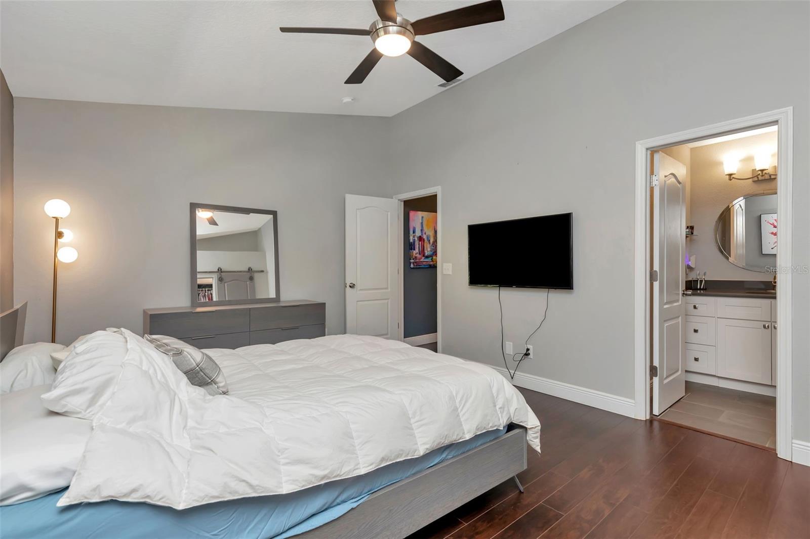 Image 19 of 38 For 11238 Cedar Hollow Lane