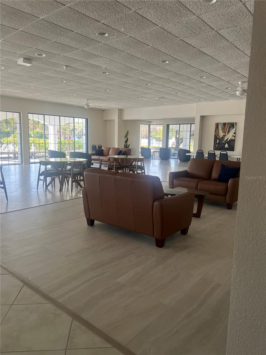 Image 35 of 39 For 2323 Feather Sound Drive #f101