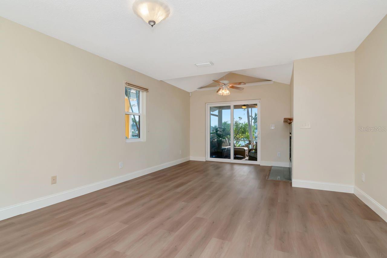 Image 22 of 56 For 775 119th Avenue