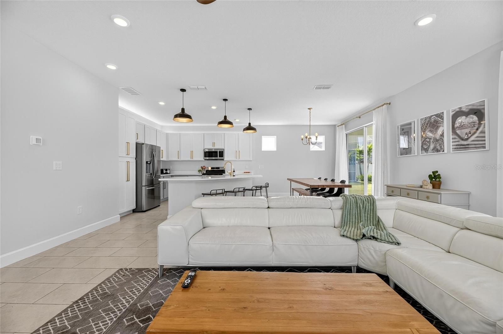 Image 12 of 45 For 324 Blackrock Lane