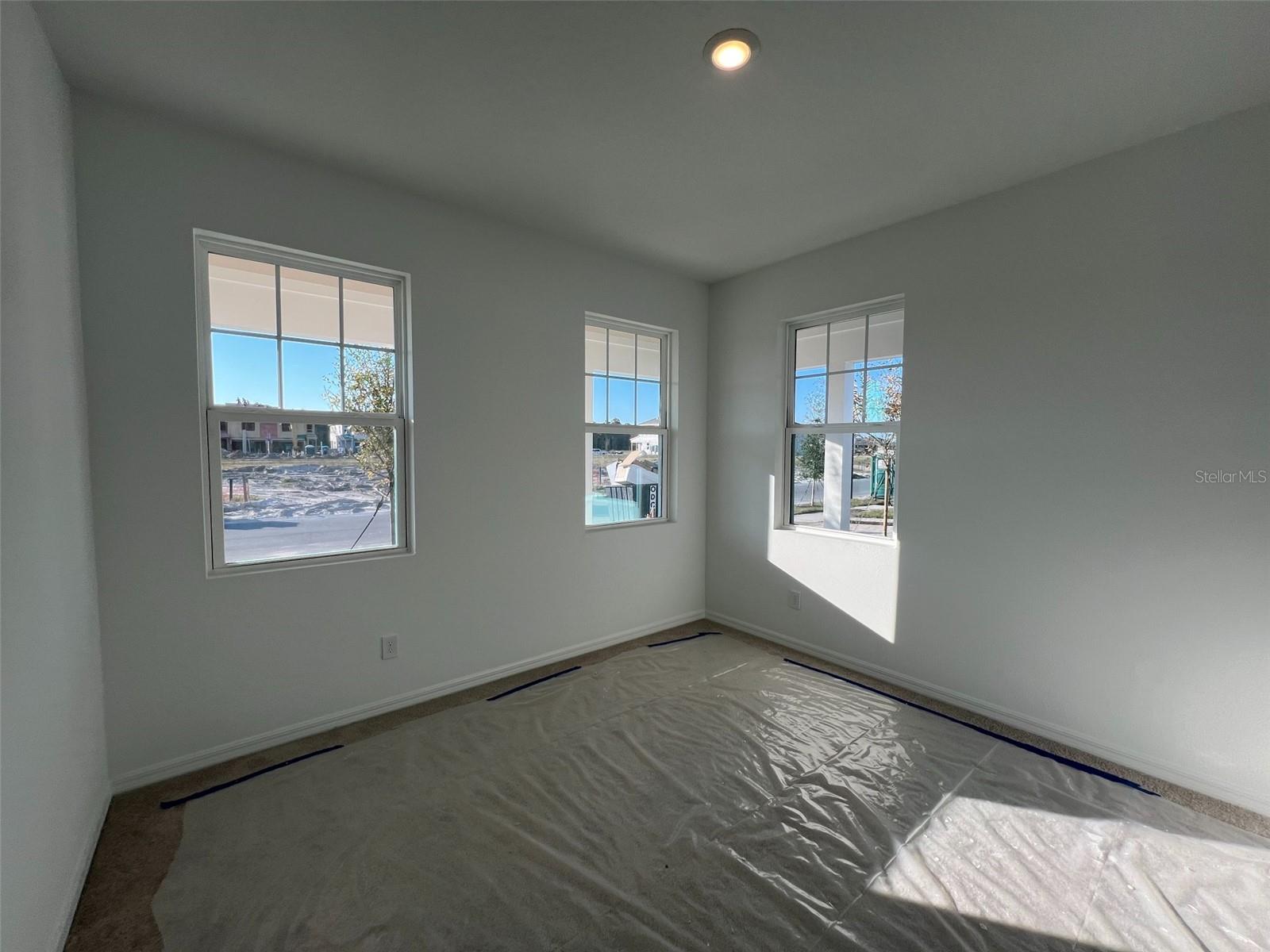 Image 17 of 38 For 2573 Broadwing Street