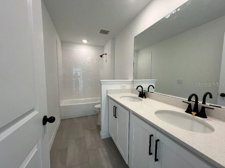 Image 23 of 38 For 2573 Broadwing Street