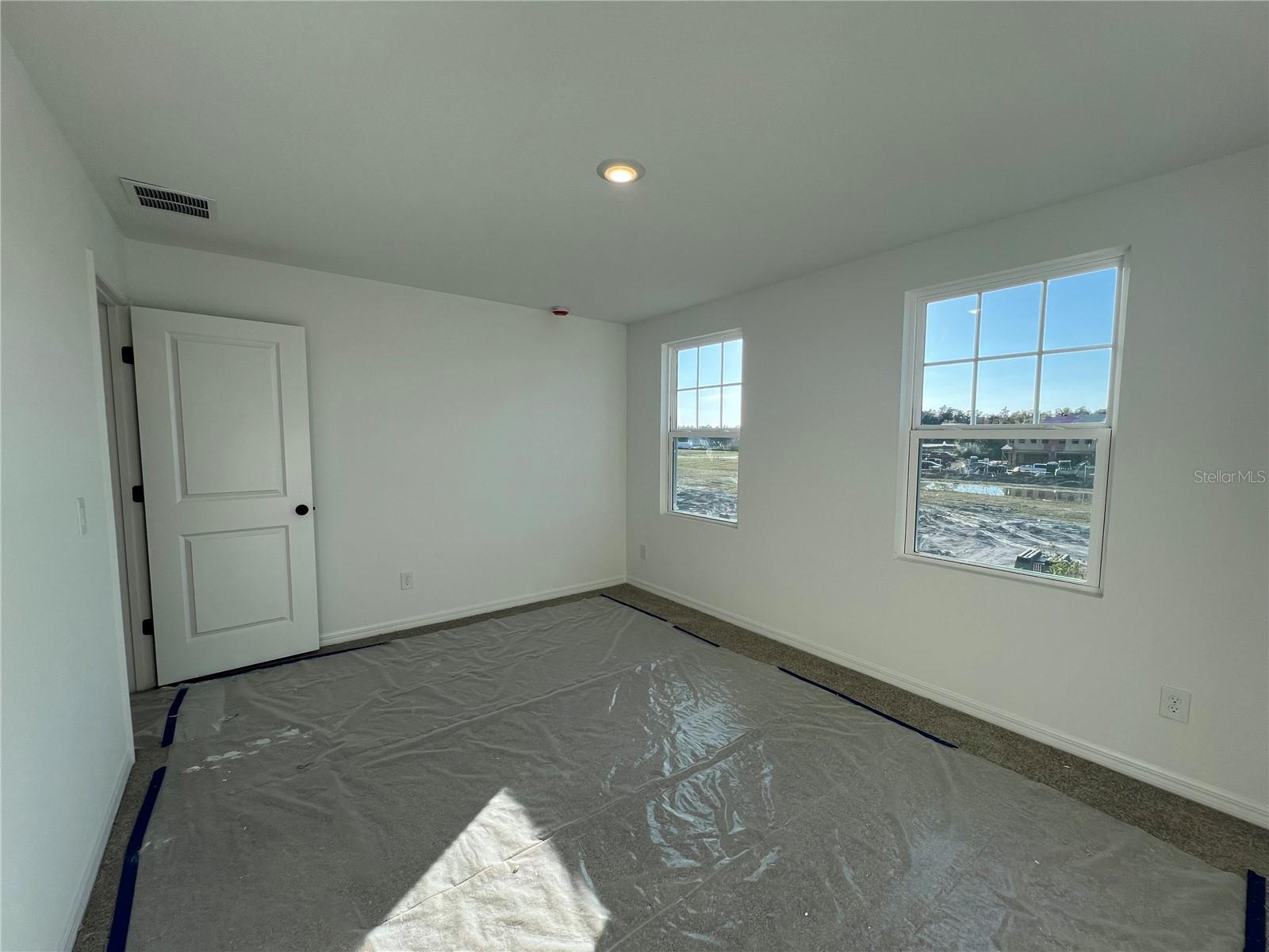 Image 24 of 38 For 2573 Broadwing Street