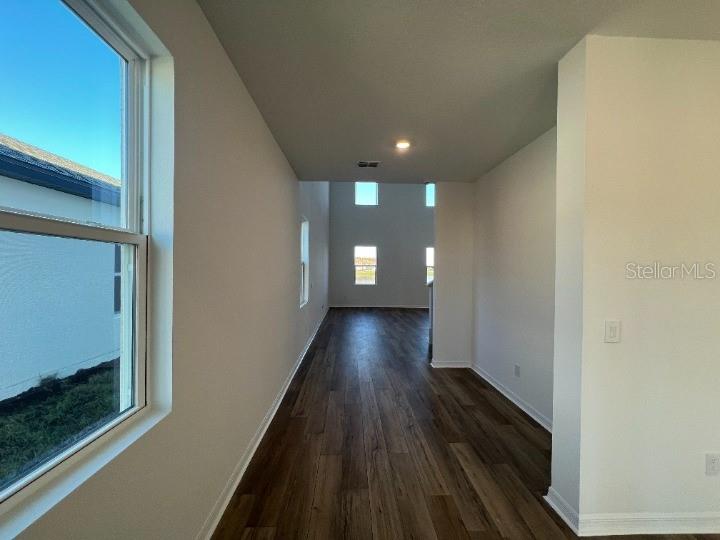 Image 7 of 38 For 2573 Broadwing Street