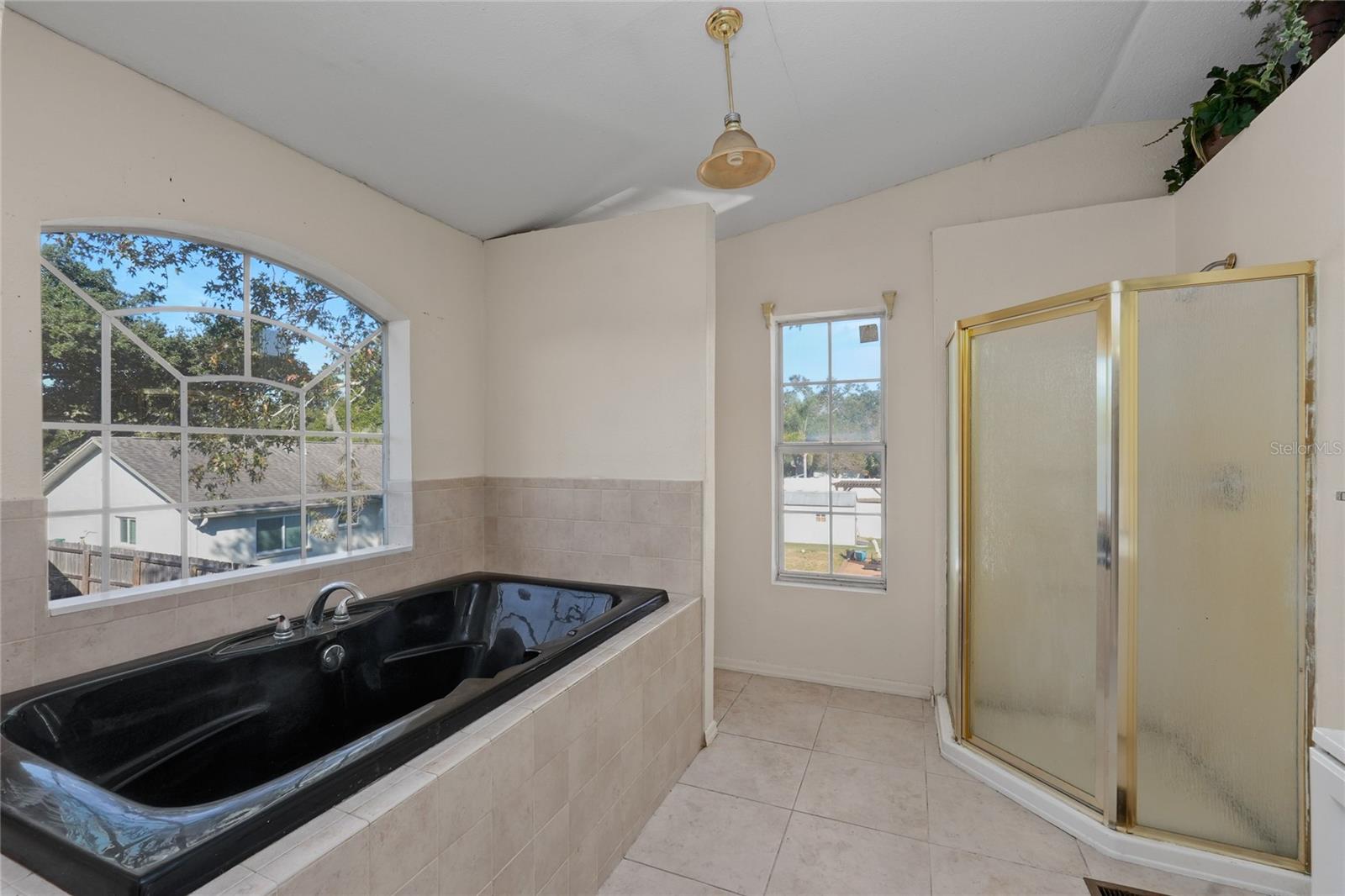 Image 10 of 44 For 1432 Windmill Pointe Road