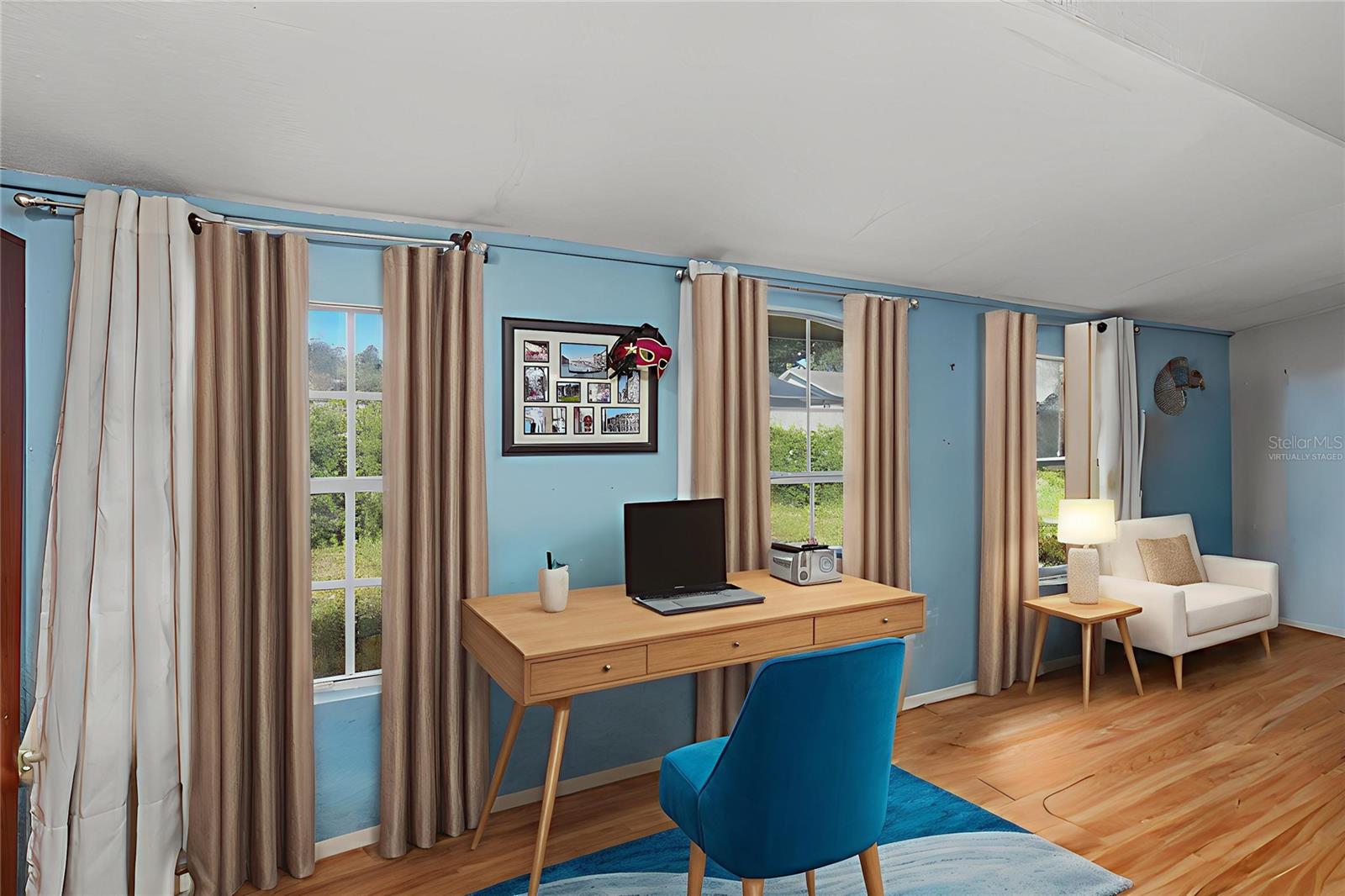 Image 3 of 44 For 1432 Windmill Pointe Road