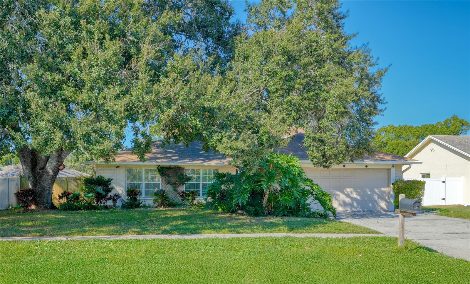 Image 31 of 44 For 1432 Windmill Pointe Road