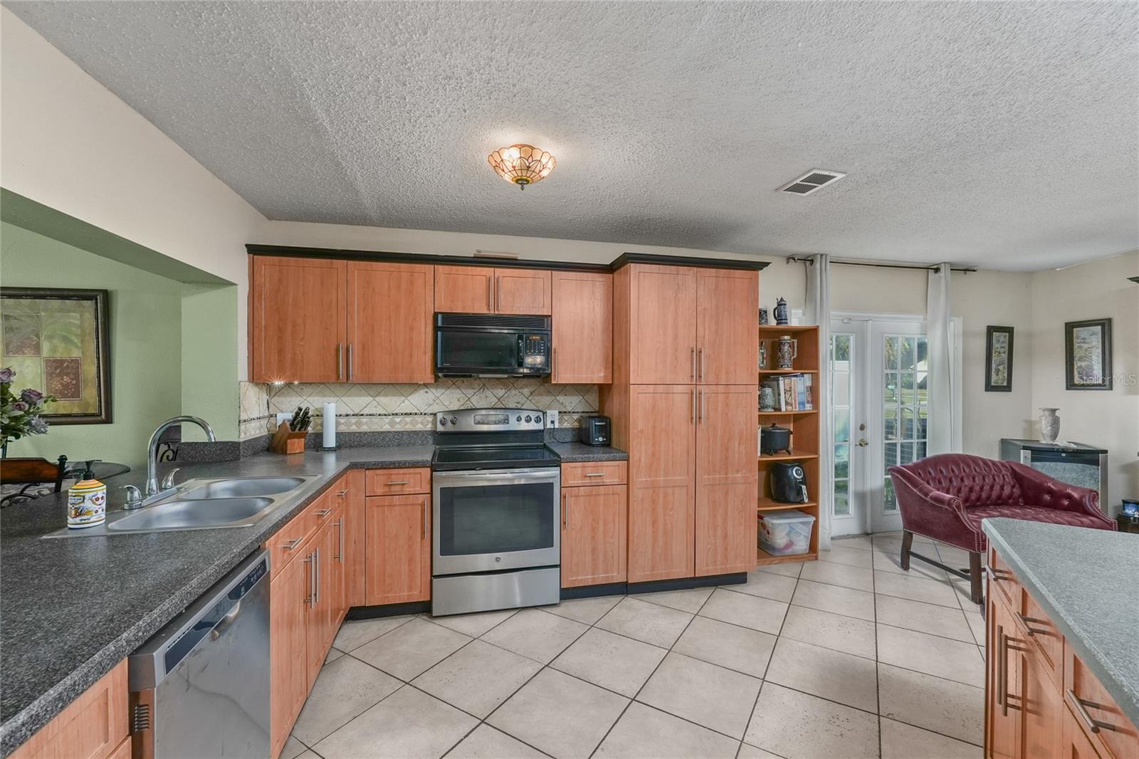 Image 37 of 44 For 1432 Windmill Pointe Road