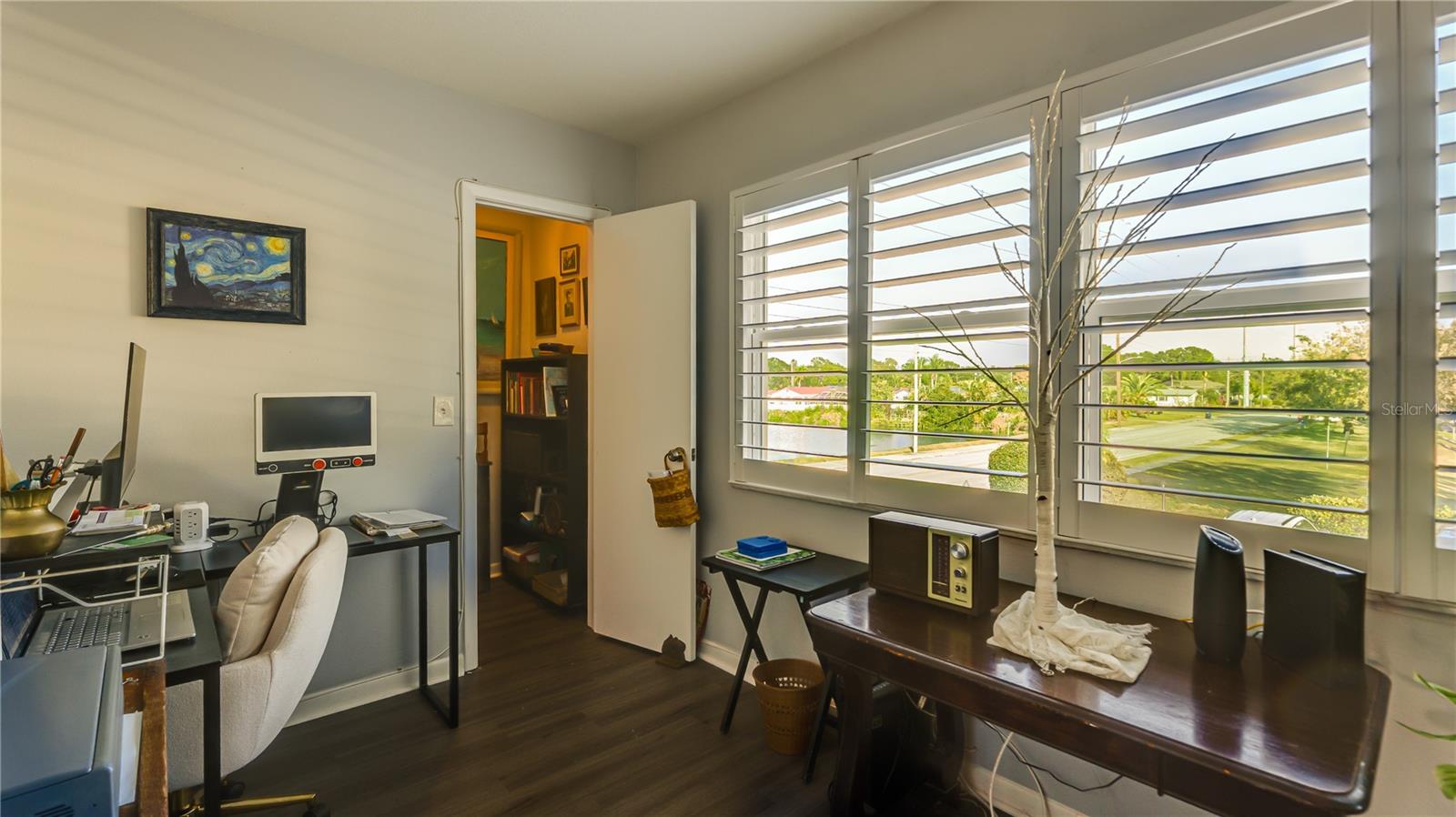 Image 14 of 31 For 3850 13th Avenue N 201