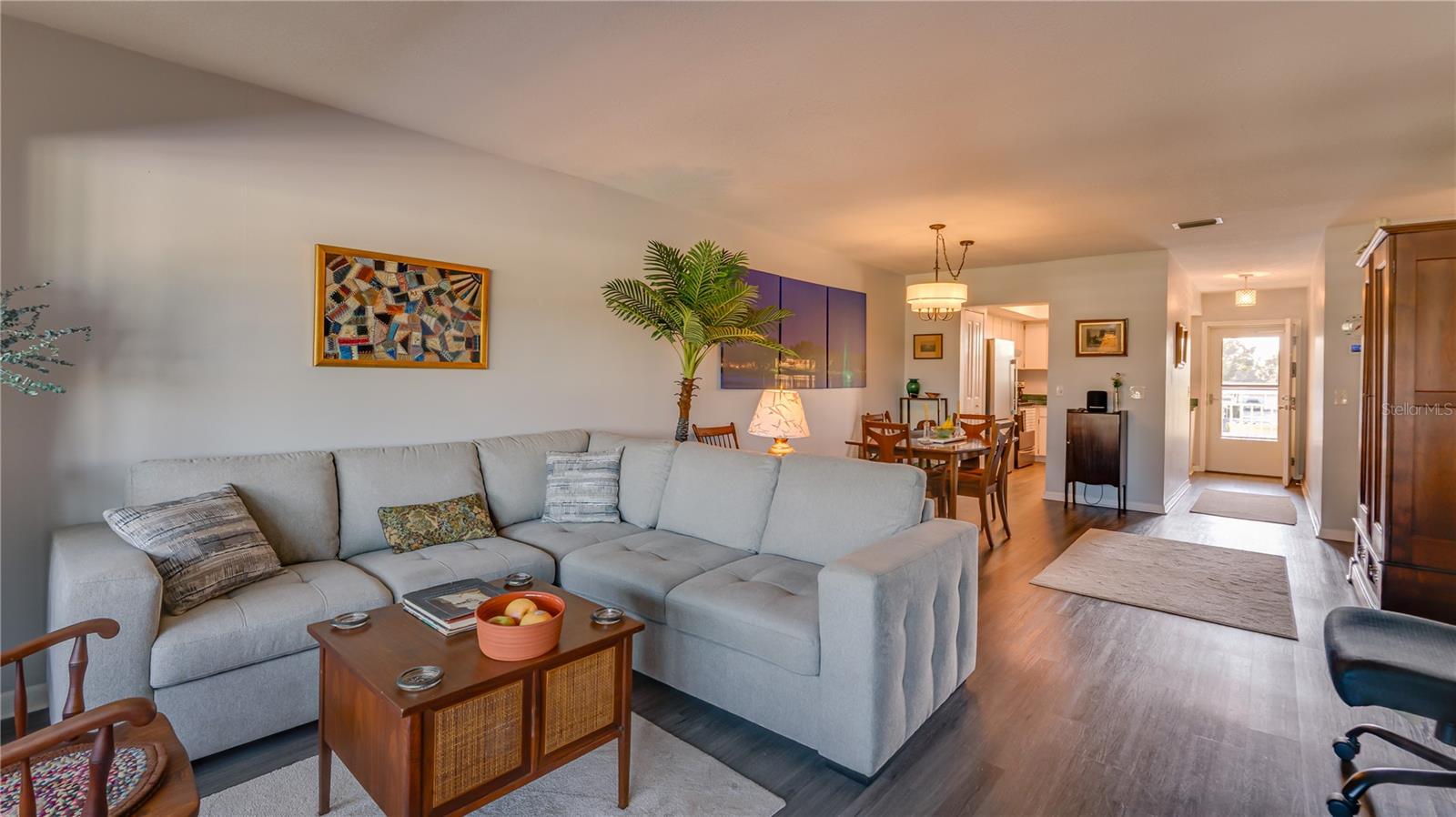 Image 16 of 31 For 3850 13th Avenue N 201