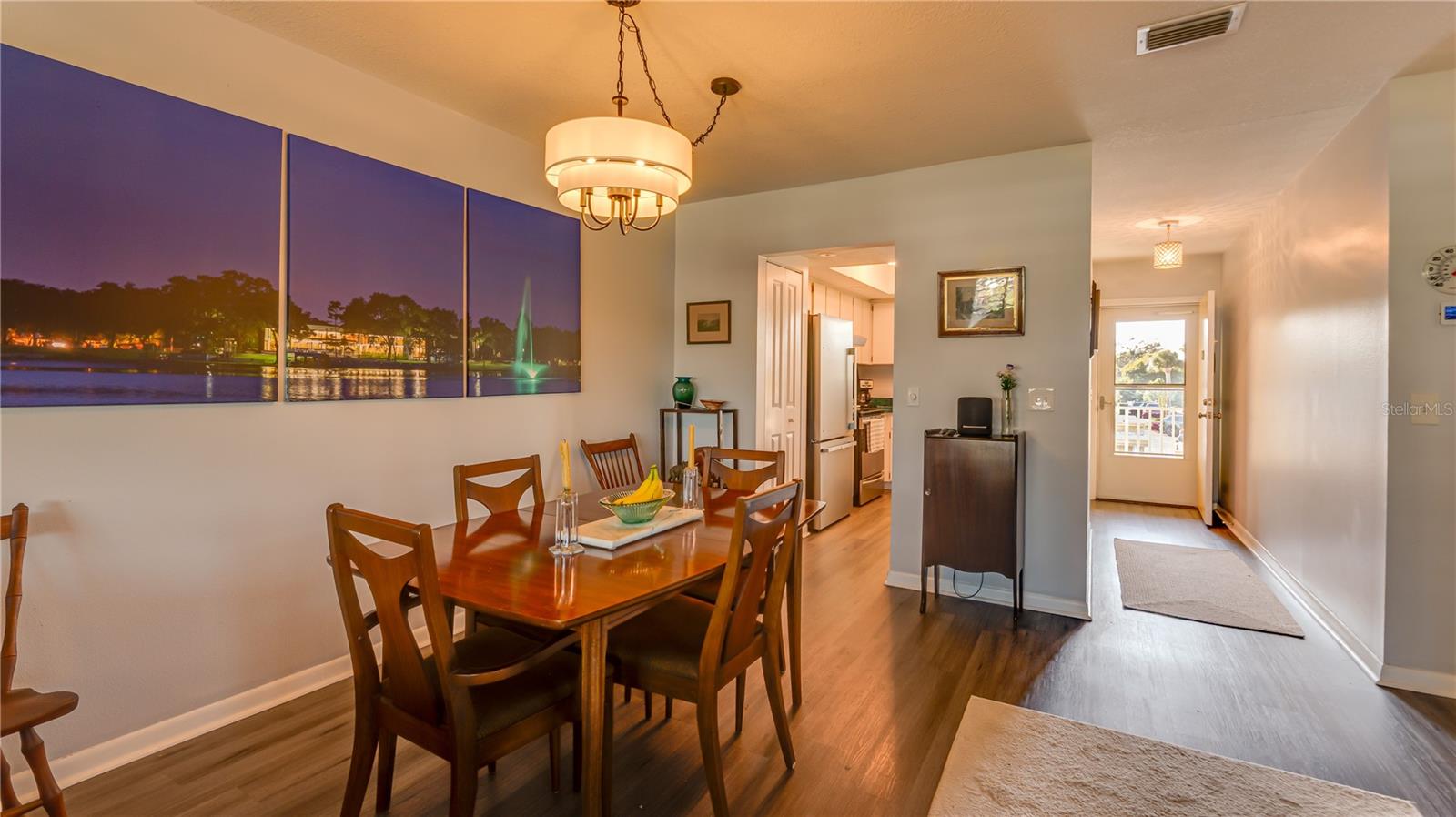 Image 18 of 31 For 3850 13th Avenue N 201