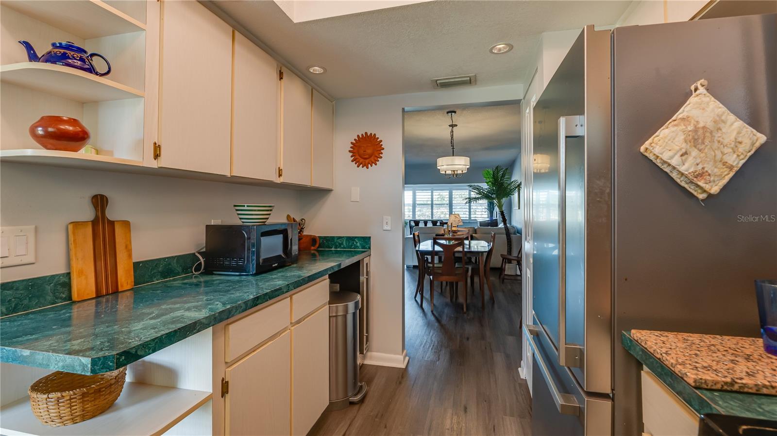 Image 7 of 31 For 3850 13th Avenue N 201