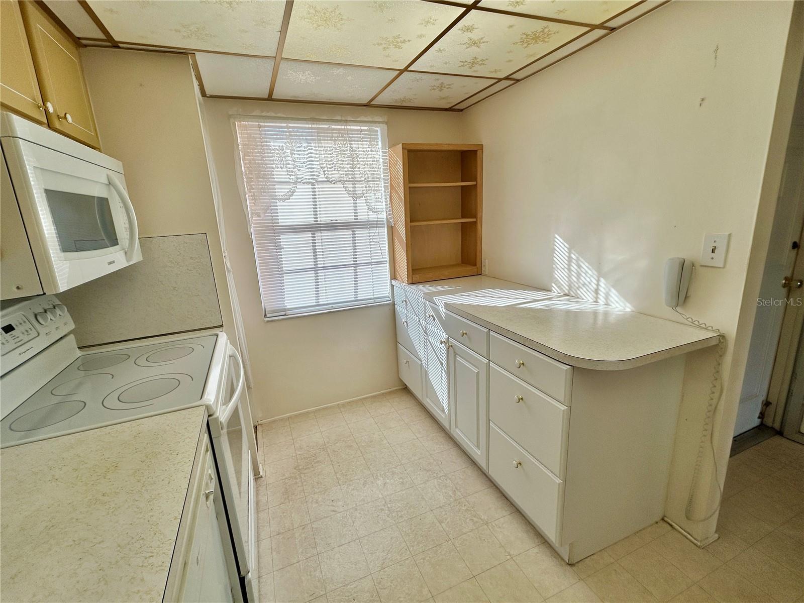 Image 16 of 38 For 6960 20th Avenue N 301