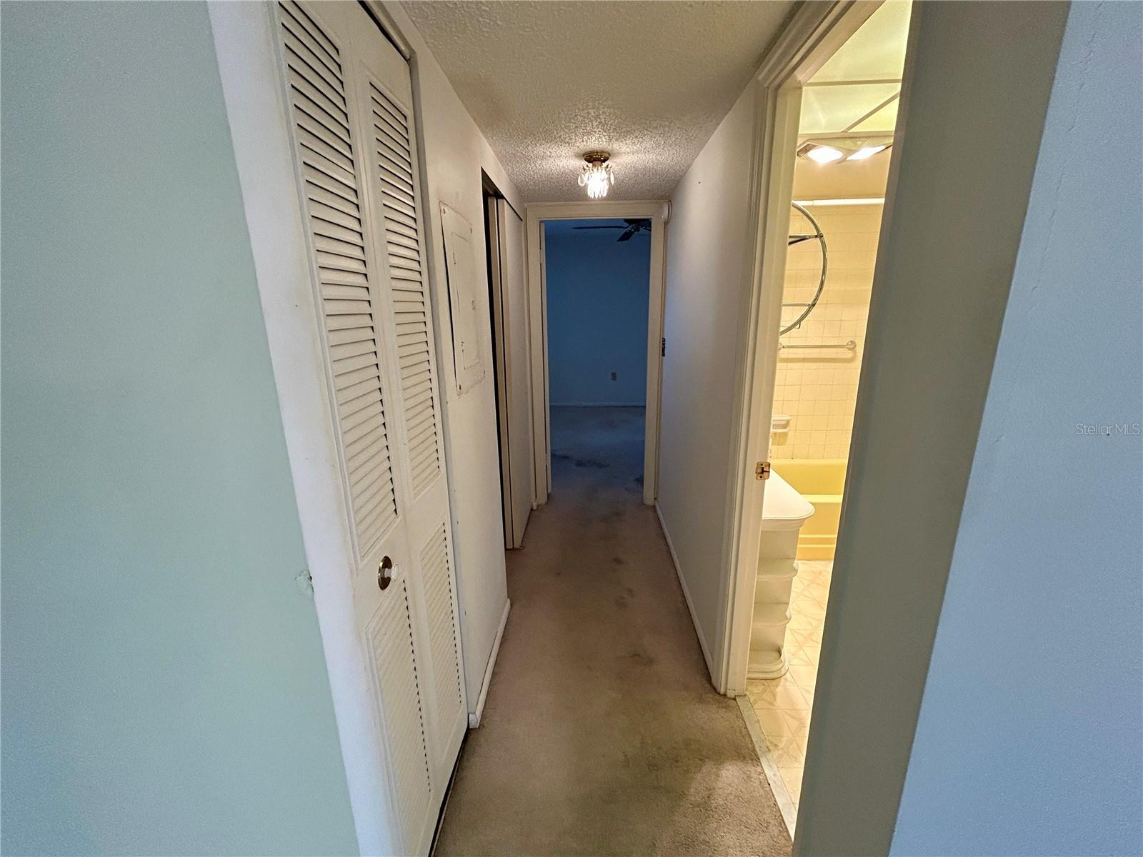 Image 17 of 38 For 6960 20th Avenue N 301