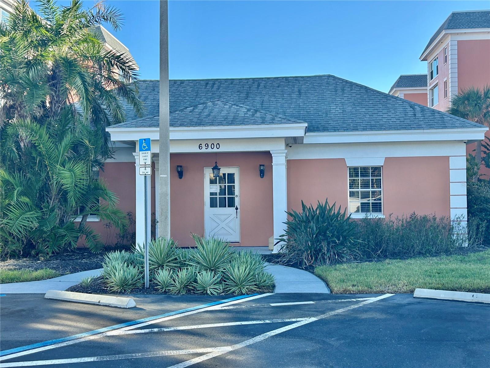 Image 35 of 38 For 6960 20th Avenue N 301