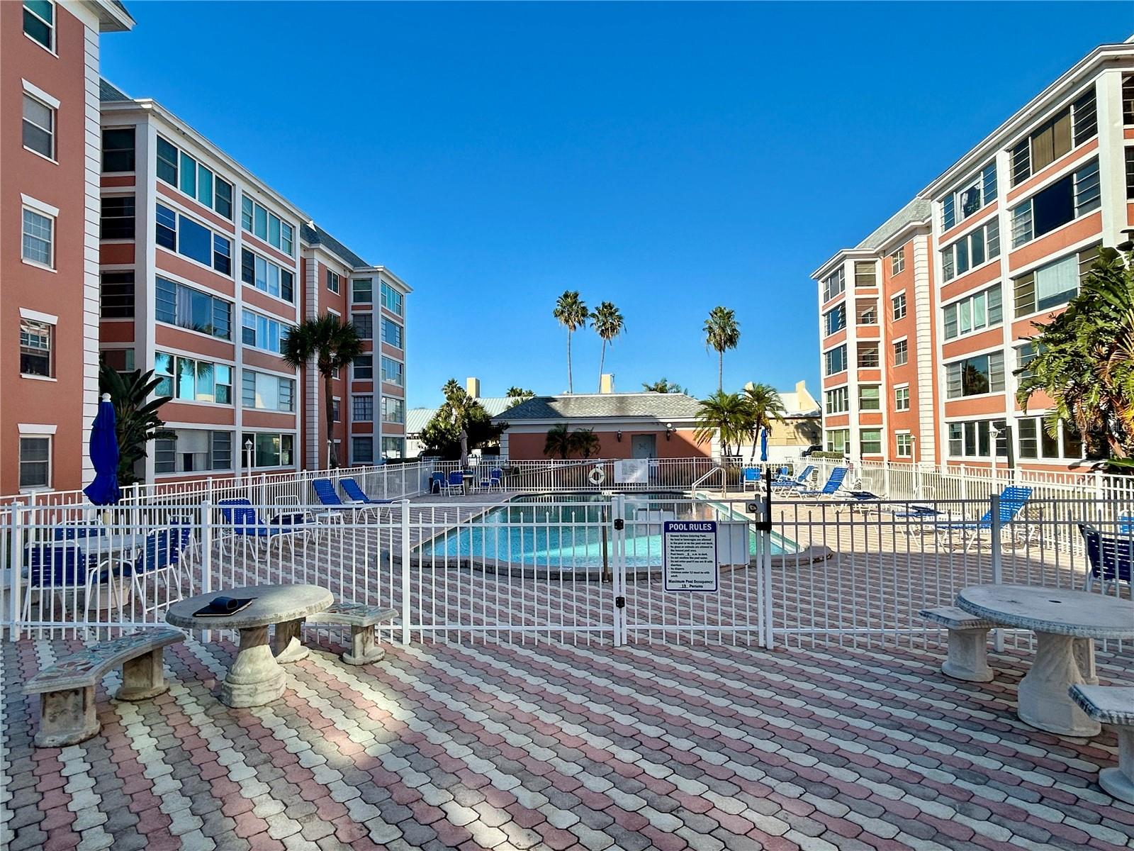 Image 37 of 38 For 6960 20th Avenue N 301