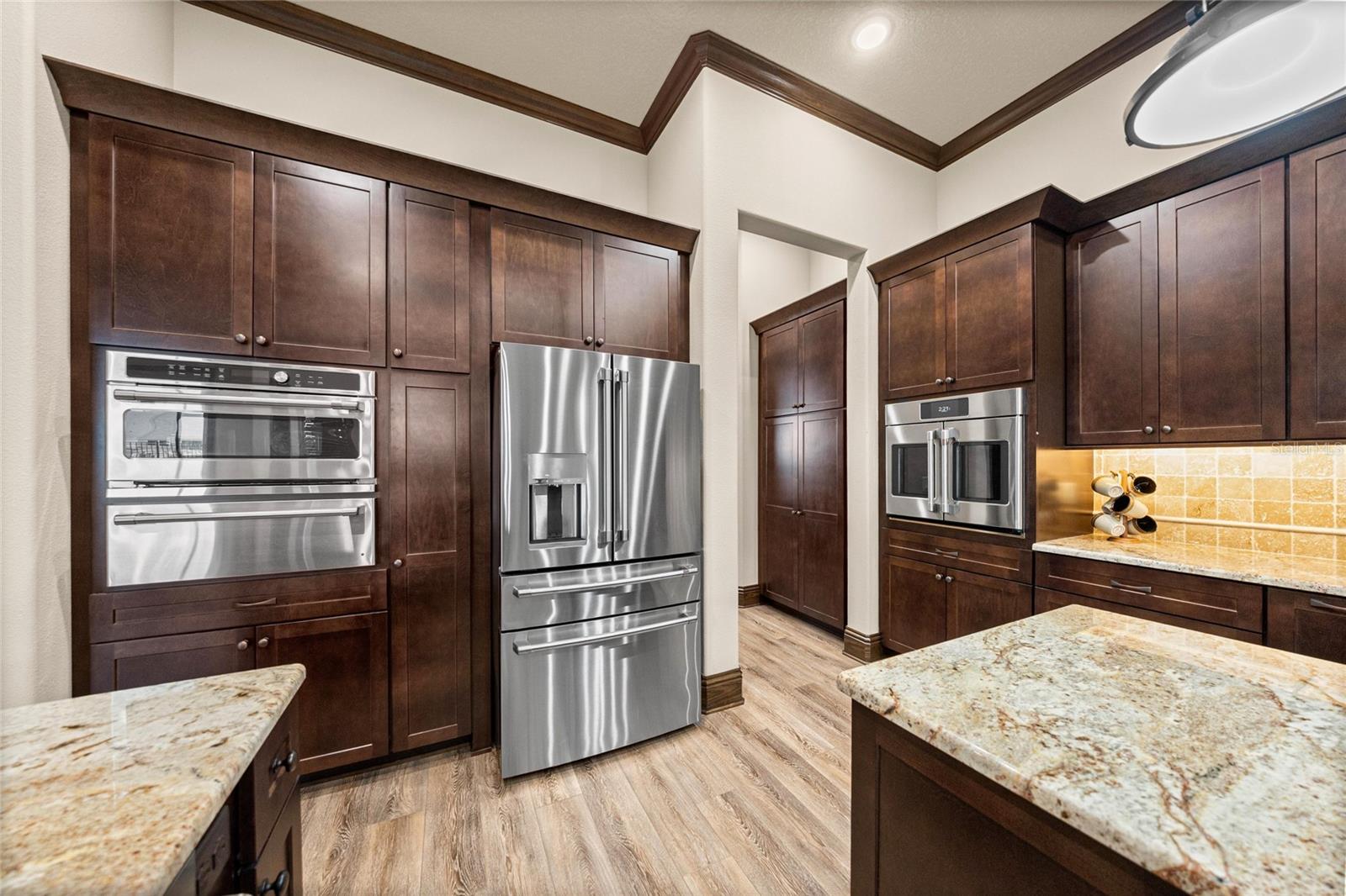 Image 26 of 53 For 1999 Buckmeadow Loop