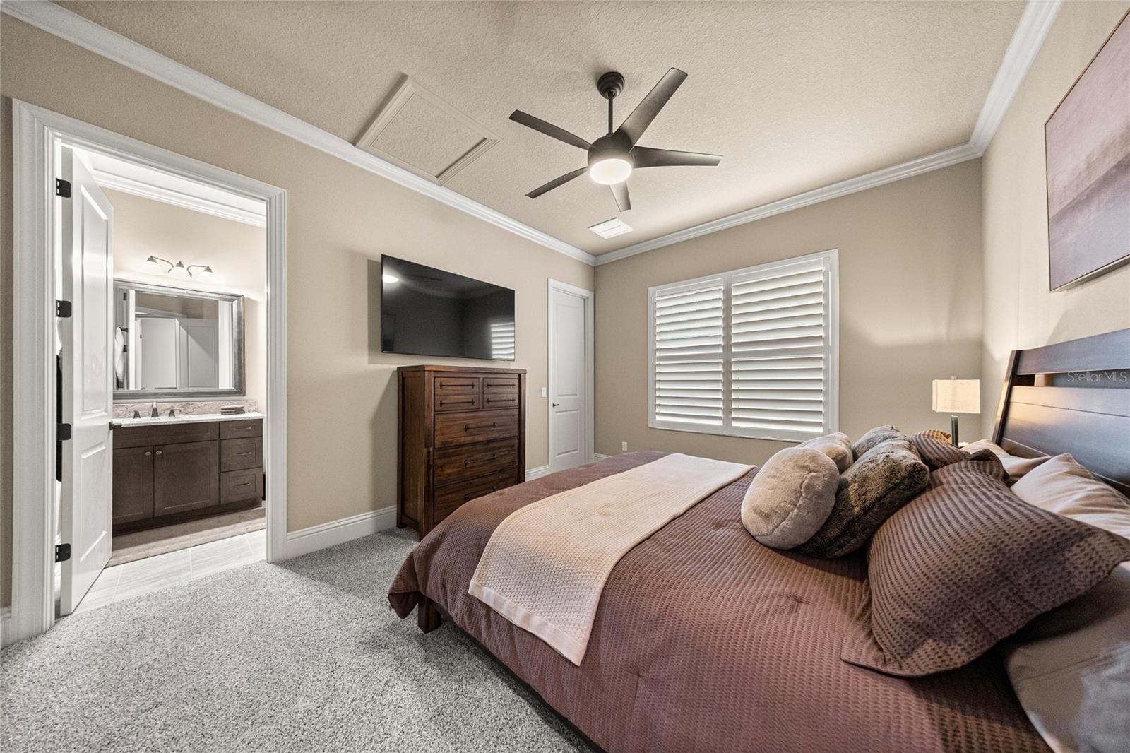 Image 30 of 53 For 1999 Buckmeadow Loop