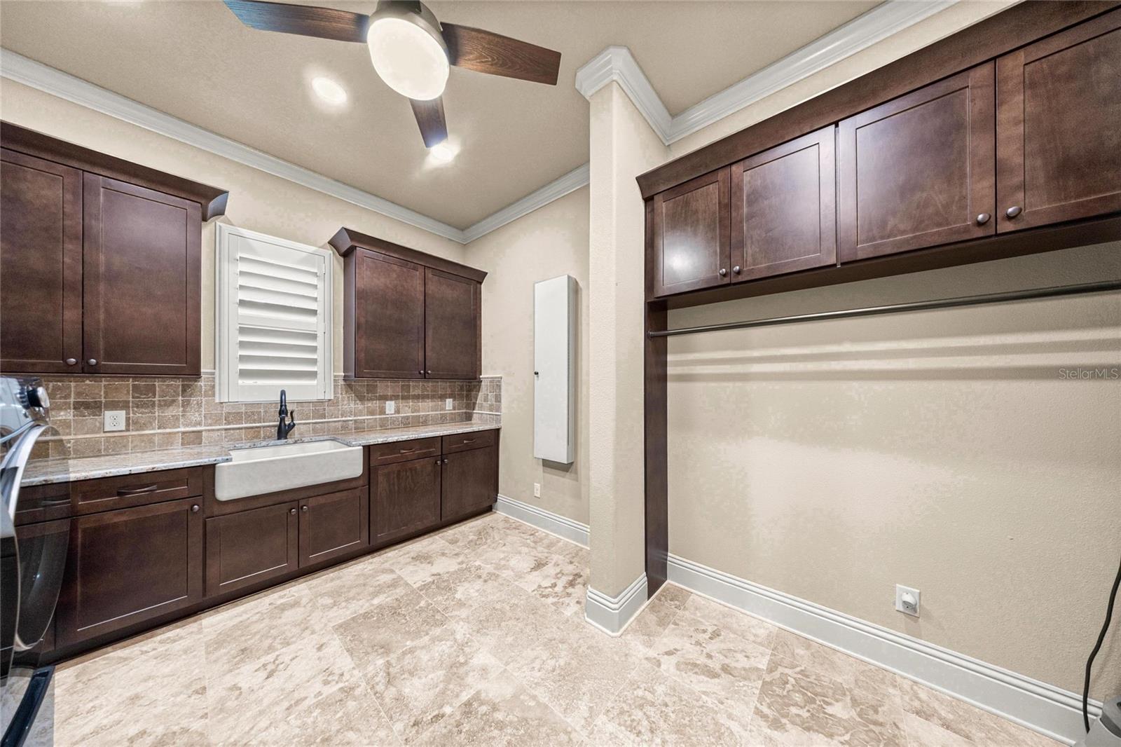 Image 38 of 53 For 1999 Buckmeadow Loop