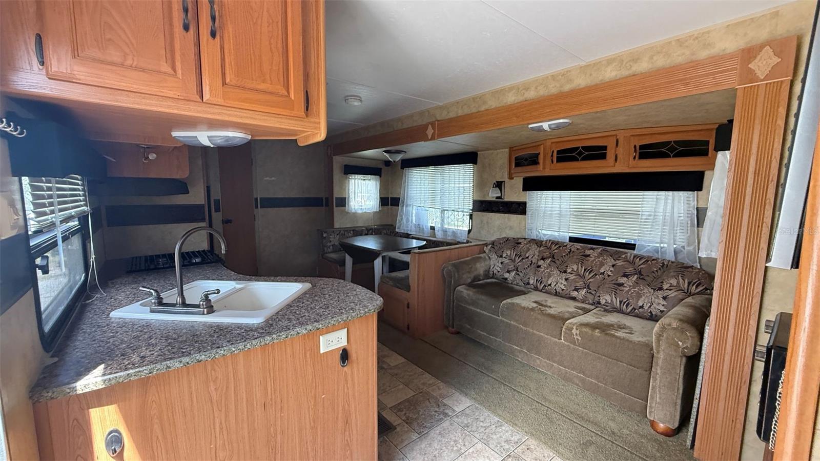 Image 18 of 35 For 4233 Gall Boulevard